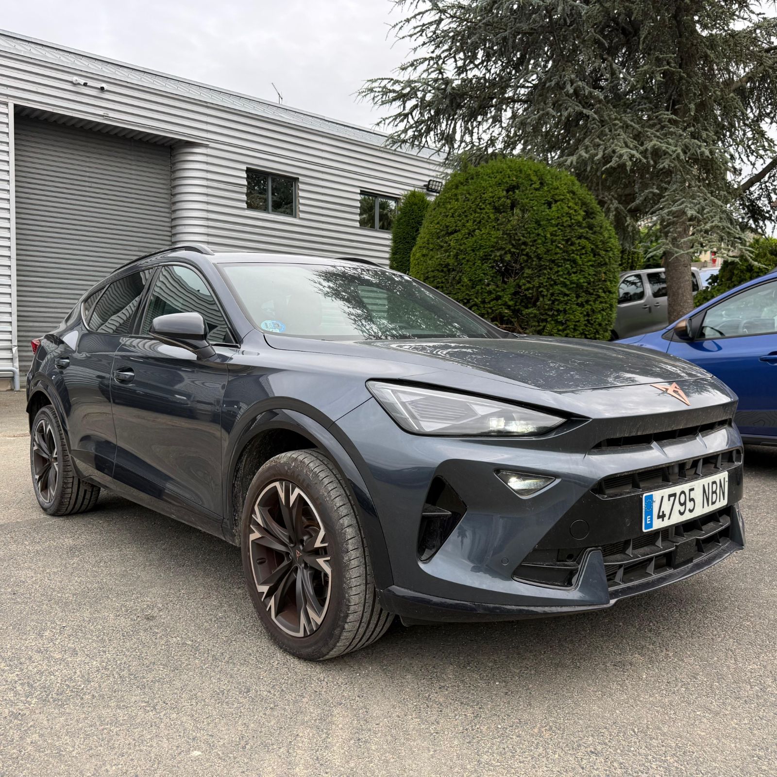 CUPRA FORMENTOR PH2 1.5 eTSI 150 ch DSG7 V – TOIT PANO – 5P occasion - Leader export auto Algérie, licence moudjahidine, CCR (Vue 10) - DJCAR