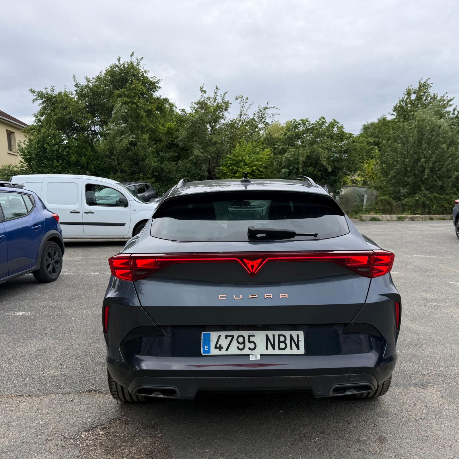 CUPRA FORMENTOR PH2 1.5 eTSI 150 ch DSG7 V – TOIT PANO – 5P occasion - Leader export auto Algérie, licence moudjahidine, CCR (Vue 12) - DJCAR