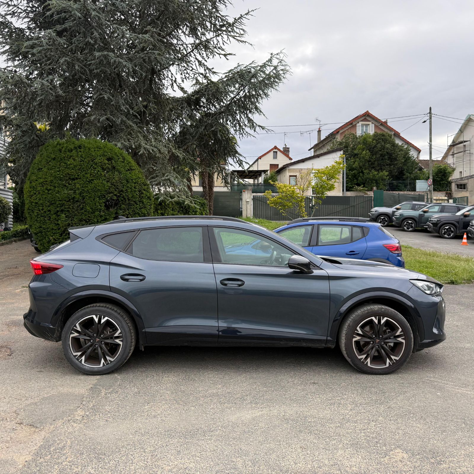 CUPRA FORMENTOR PH2 1.5 eTSI 150 ch DSG7 V – TOIT PANO – 5P occasion - Leader export auto Algérie, licence moudjahidine, CCR (Vue 13) - DJCAR