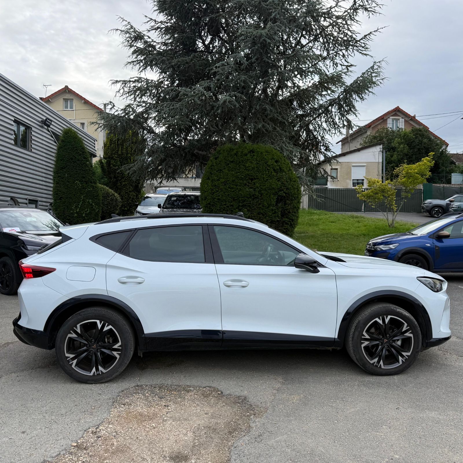CUPRA FORMENTOR PH2 1.5 eTSI 150 ch DSG7 V – TOIT PANO – 5P occasion - Leader export auto Algérie, licence moudjahidine, CCR (Vue 6) - DJCAR