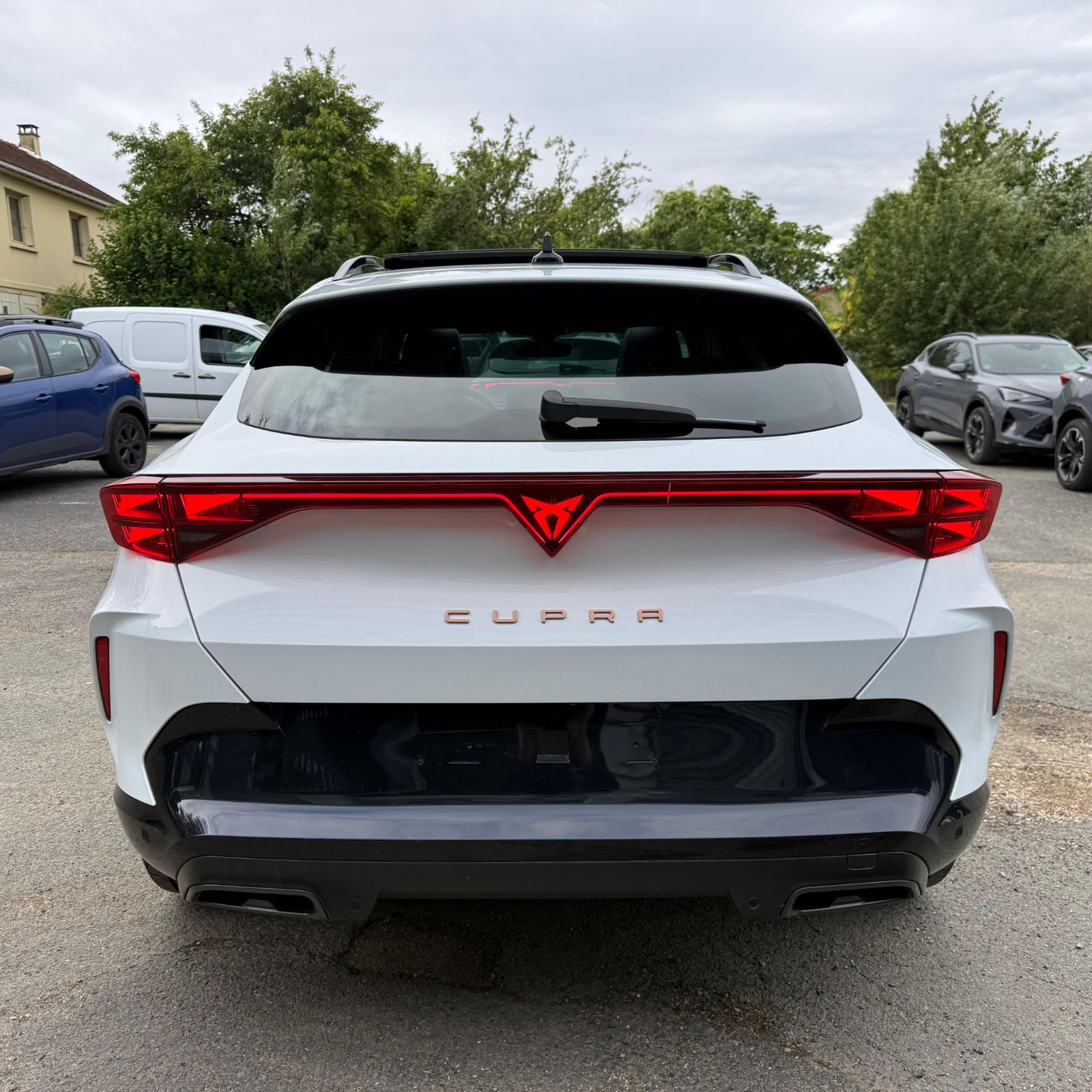 CUPRA FORMENTOR PH2 1.5 eTSI 150 ch DSG7 V – TOIT PANO – 5P occasion - Leader export auto Algérie, licence moudjahidine, CCR (Vue 14) - DJCAR