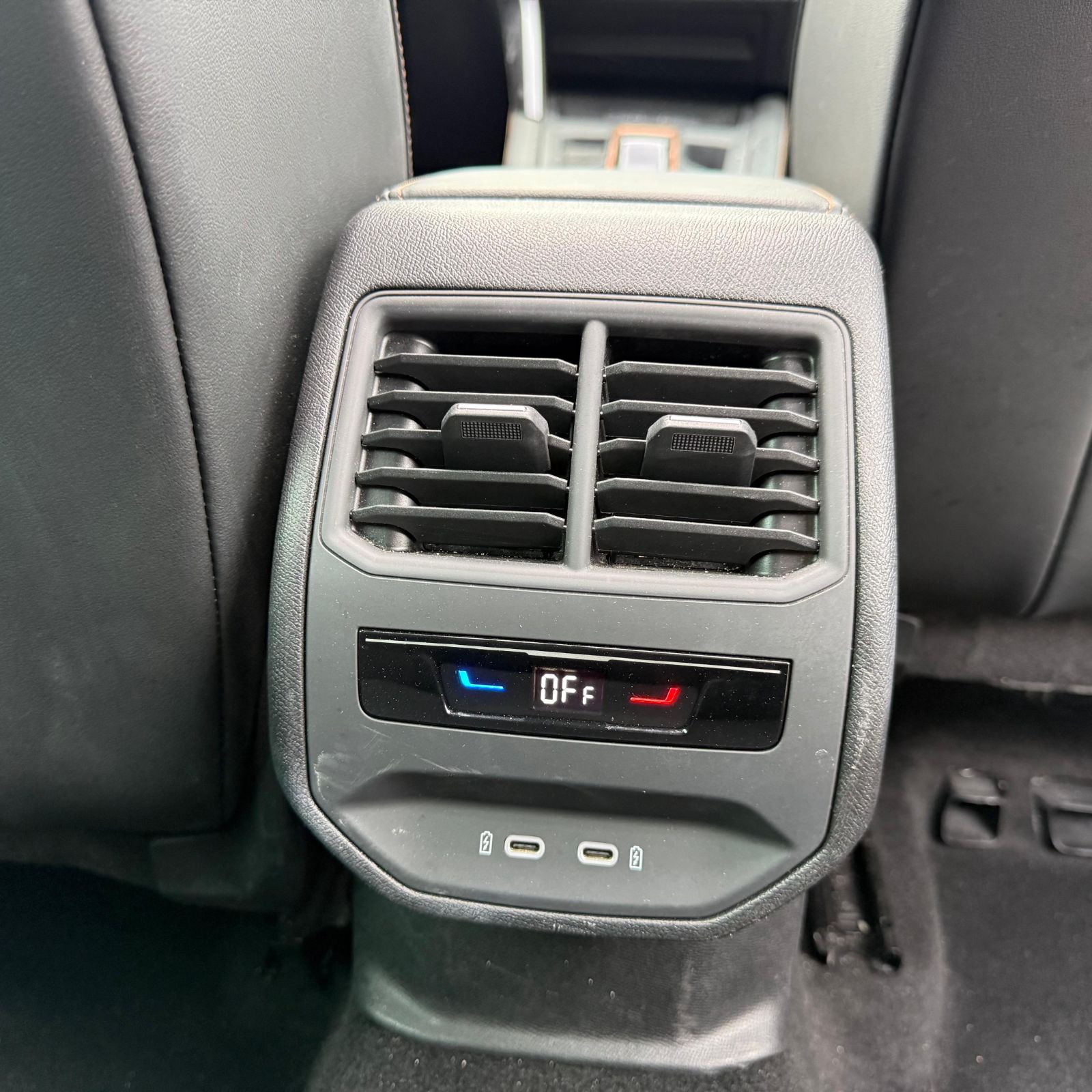 CUPRA FORMENTOR PH2 1.5 eTSI 150 ch DSG7 V – TOIT PANO – 5P occasion - Leader export auto Algérie, licence moudjahidine, CCR (Vue 17) - DJCAR