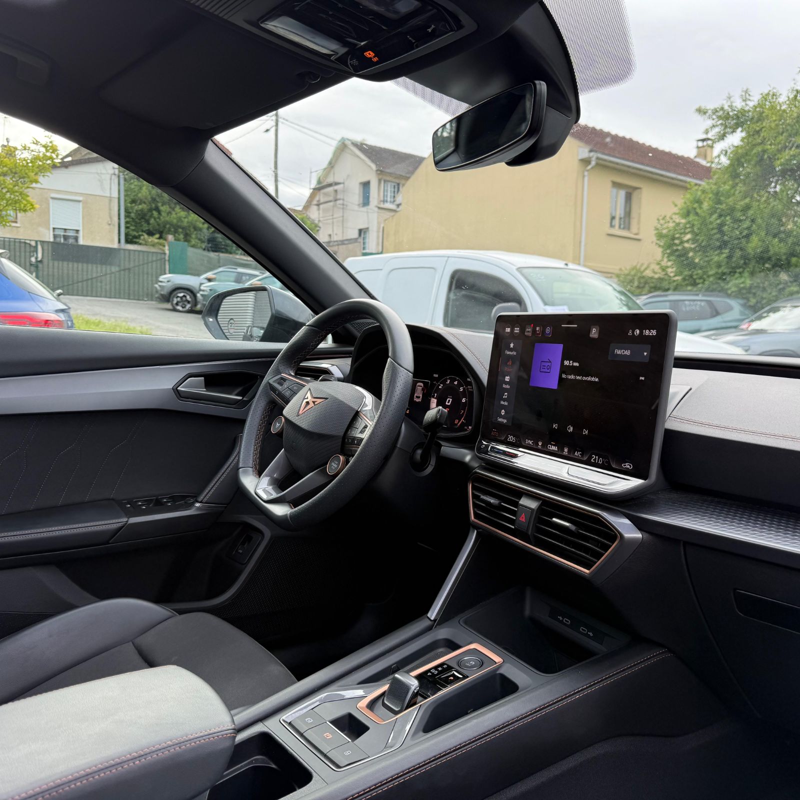 CUPRA FORMENTOR PH2 1.5 eTSI 150 ch DSG7 V – TOIT PANO – 5P occasion - Leader export auto Algérie, licence moudjahidine, CCR (Vue 20) - DJCAR