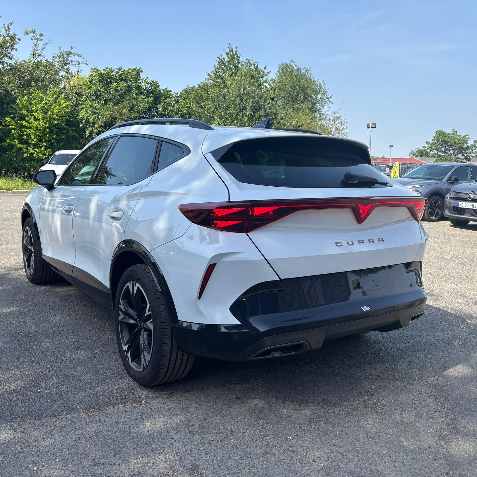 CUPRA FORMENTOR PH2 1.5 eTSI 150 ch DSG7 V – TOIT PANO – 5P occasion - Leader export auto Algérie, licence moudjahidine, CCR (Vue 9) - DJCAR