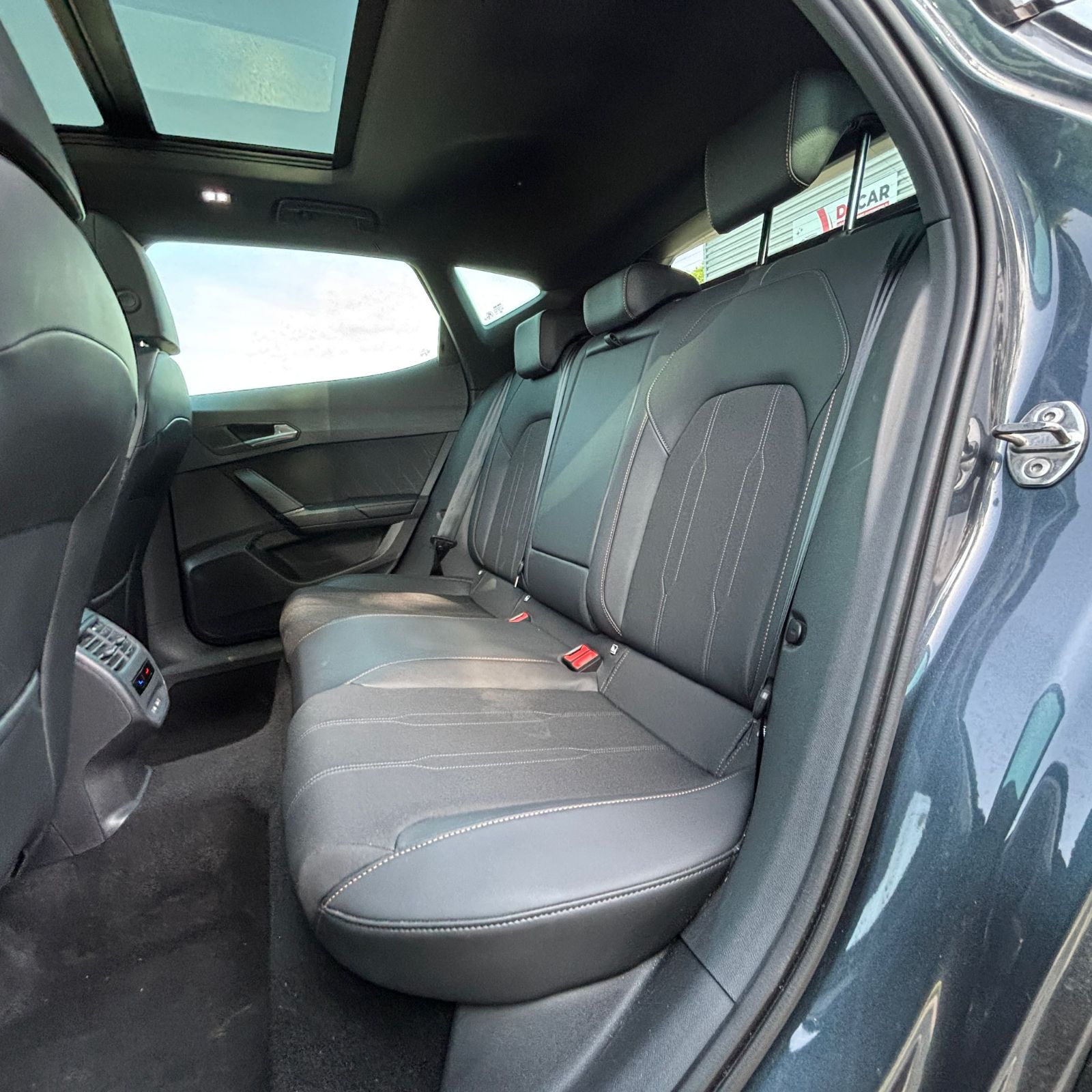 CUPRA FORMENTOR PH2 1.5 eTSI 150 ch DSG7 V – TOIT PANO – 5P occasion - Leader export auto Algérie, licence moudjahidine, CCR (Vue 19) - DJCAR