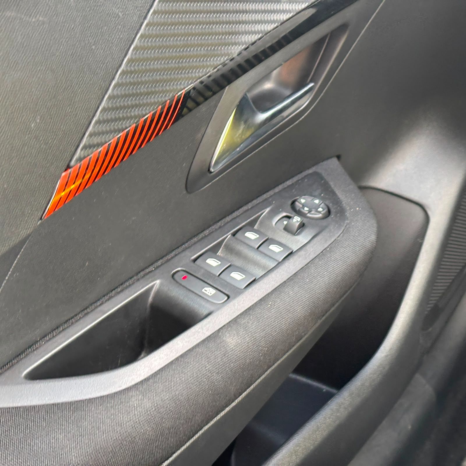 PEUGEOT 208 1.2 PureTech 75 S&S BVM5 Style Pack – 5P occasion - Leader export auto Algérie, licence moudjahidine, CCR (Vue 17) - DJCAR