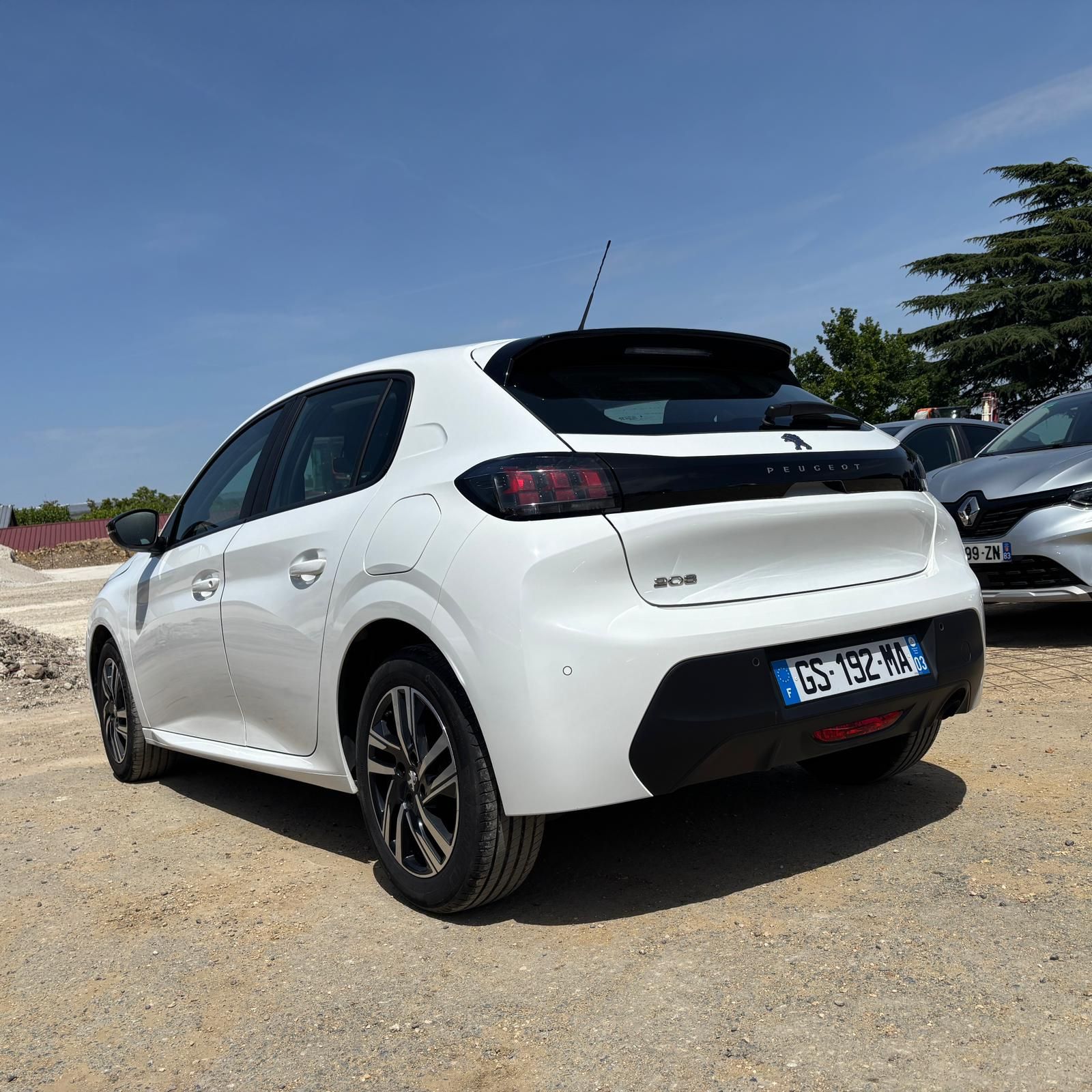 PEUGEOT 208 PEUGEOT 208 1.2 PURETECH 75CH S&S ACTIVE PACK occasion - Leader export auto Algérie, licence moudjahidine, CCR (Vue 4) - DJCAR