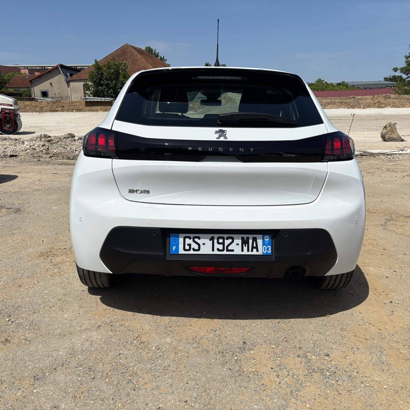 PEUGEOT 208 PEUGEOT 208 1.2 PURETECH 75CH S&S ACTIVE PACK occasion - Leader export auto Algérie, licence moudjahidine, CCR (Vue 5) - DJCAR