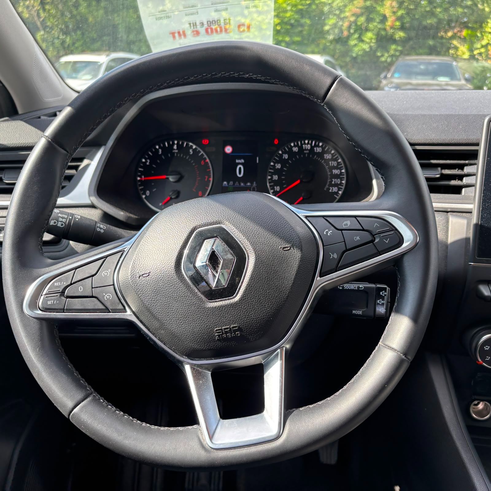 RENAULT CAPTUR 1.0 TCe 90 Evolution – 5P occasion - Leader export auto Algérie, licence moudjahidine, CCR (Vue 12) - DJCAR