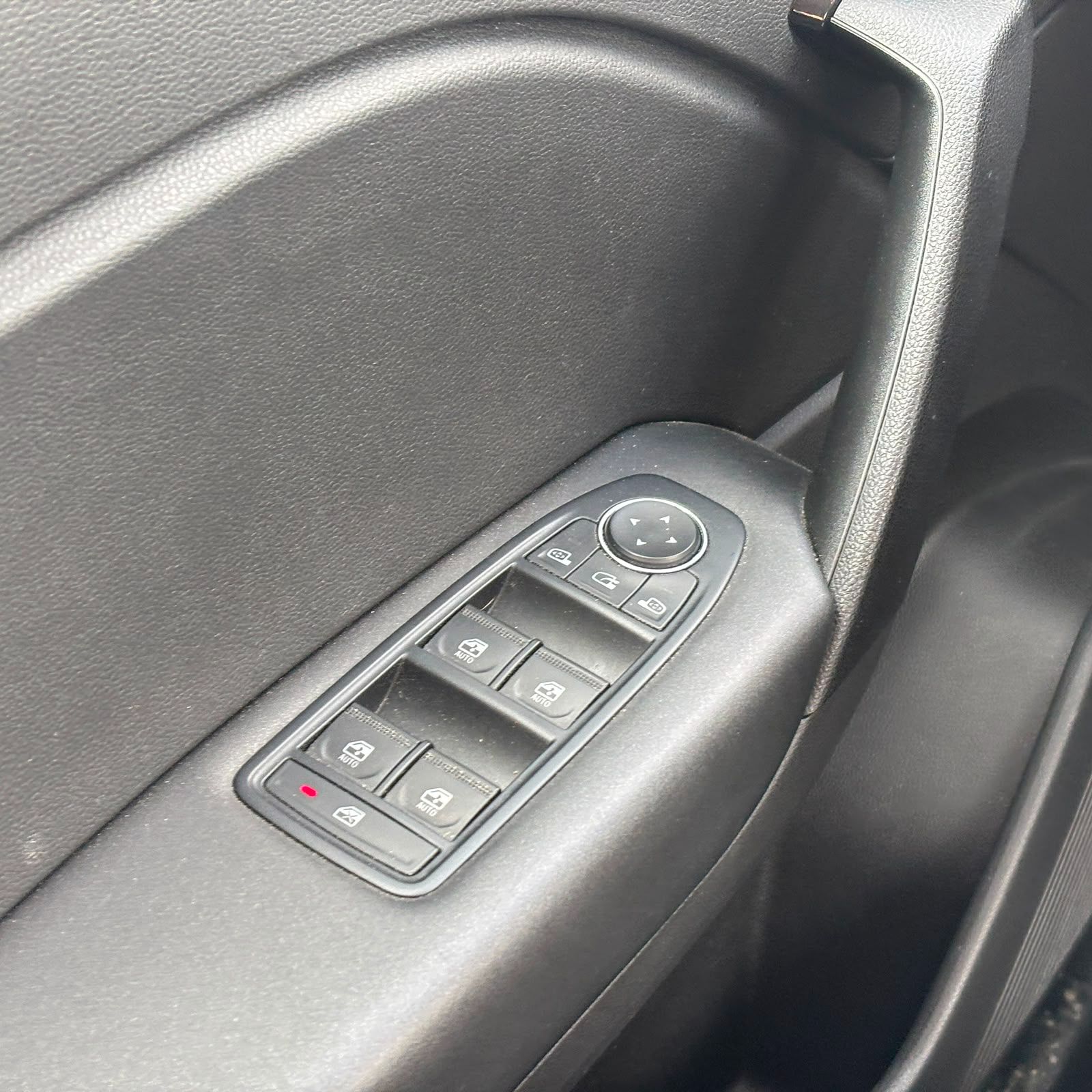 RENAULT CAPTUR 1.0 TCe 90 Evolution – 5P occasion - Leader export auto Algérie, licence moudjahidine, CCR (Vue 20) - DJCAR