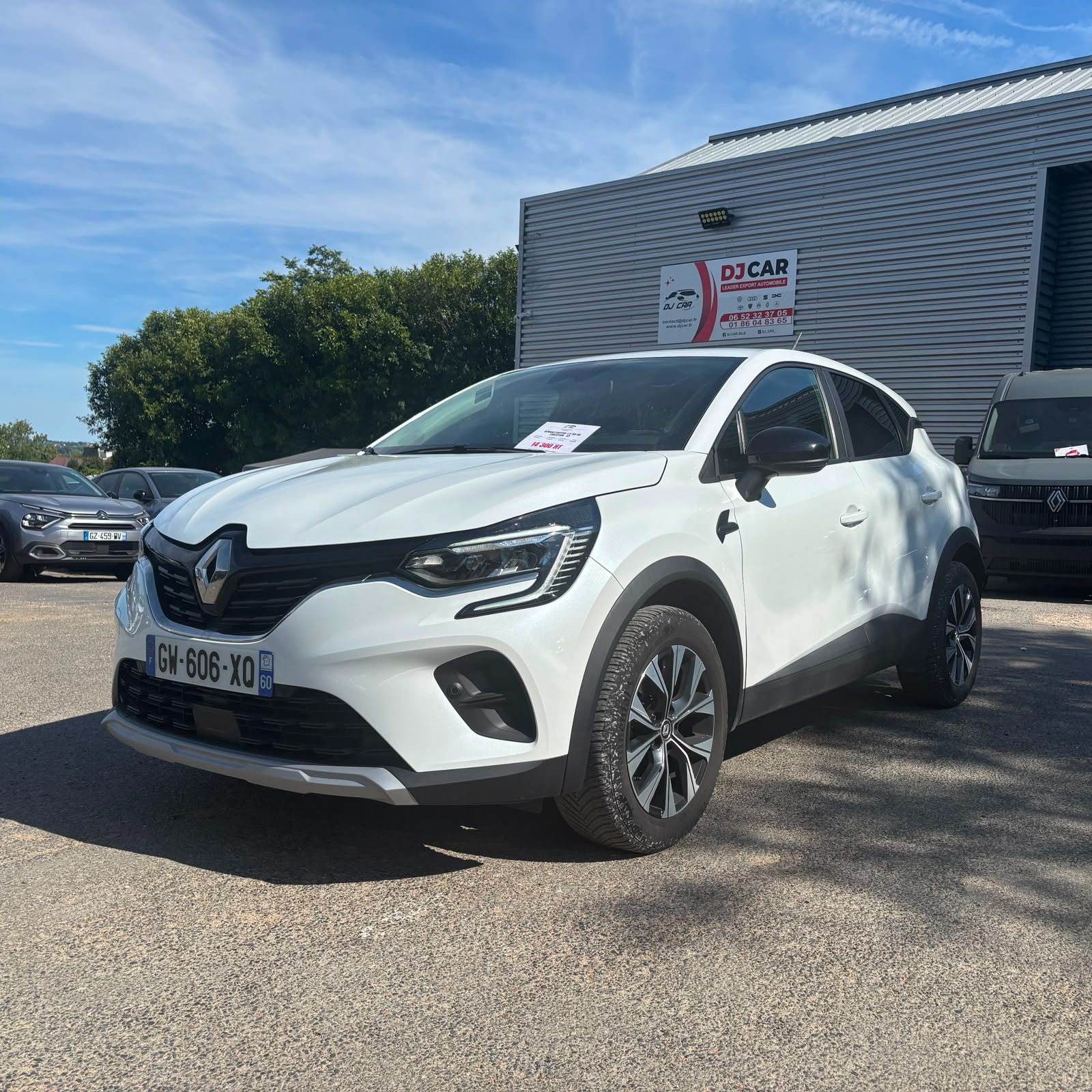 RENAULT CAPTUR 1.0 TCe 90 Evolution 5P occasion - Leader export auto Algérie, licence moudjahidine, CCR (Vue 2) - DJCAR
