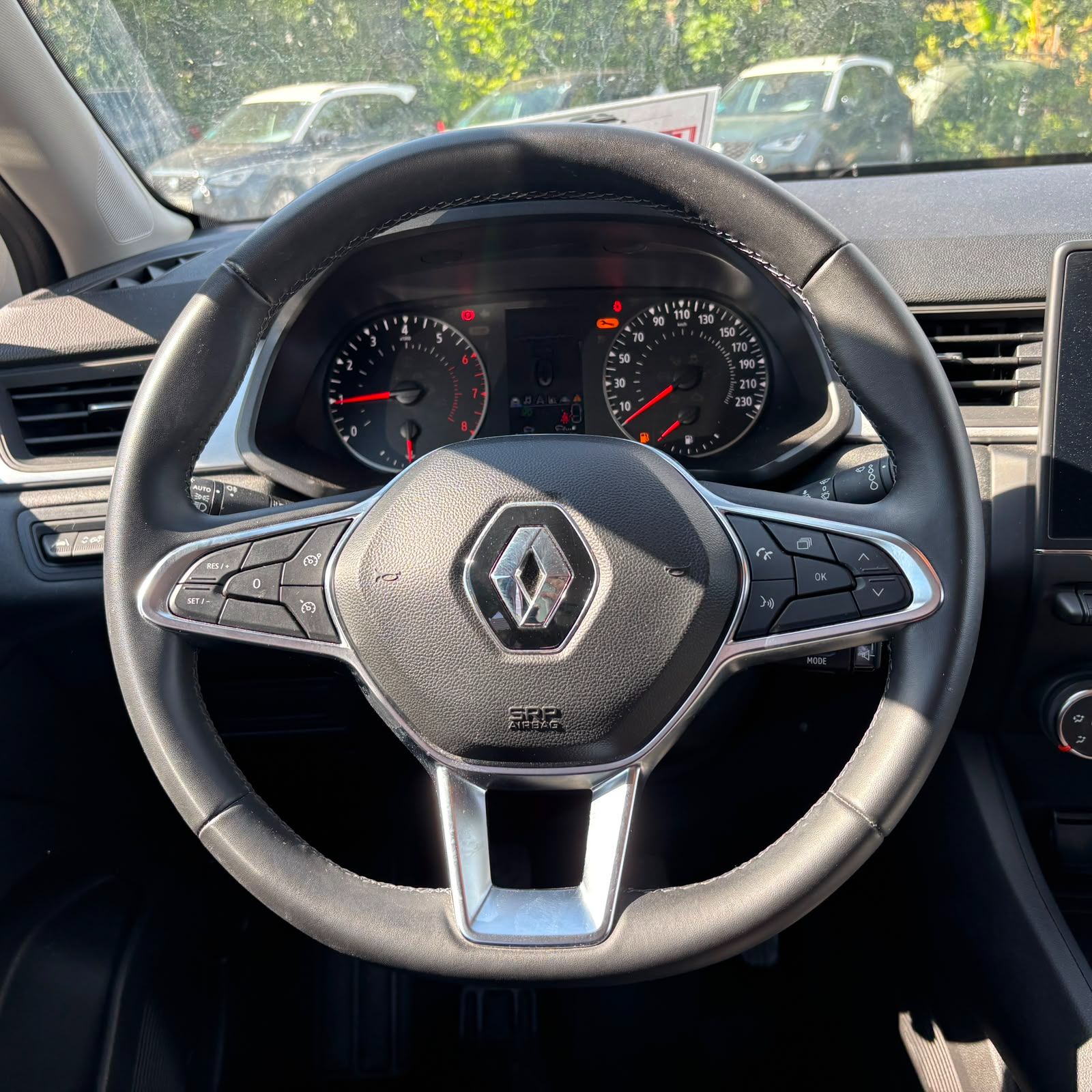 RENAULT CAPTUR 1.0 TCe 90 Evolution 5P occasion - Leader export auto Algérie, licence moudjahidine, CCR (Vue 12) - DJCAR