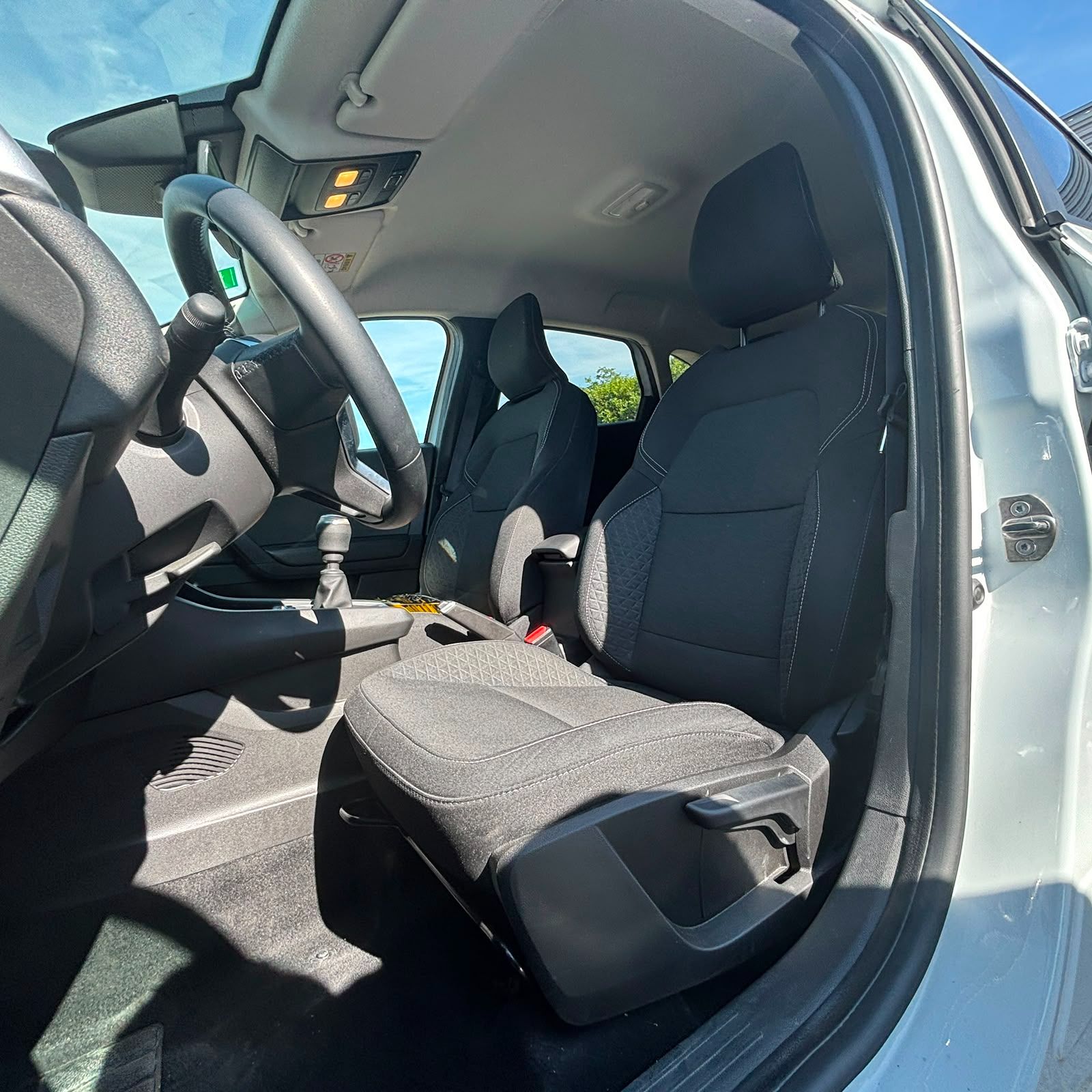 RENAULT CAPTUR 1.0 TCe 90 Evolution 5P occasion - Leader export auto Algérie, licence moudjahidine, CCR (Vue 17) - DJCAR
