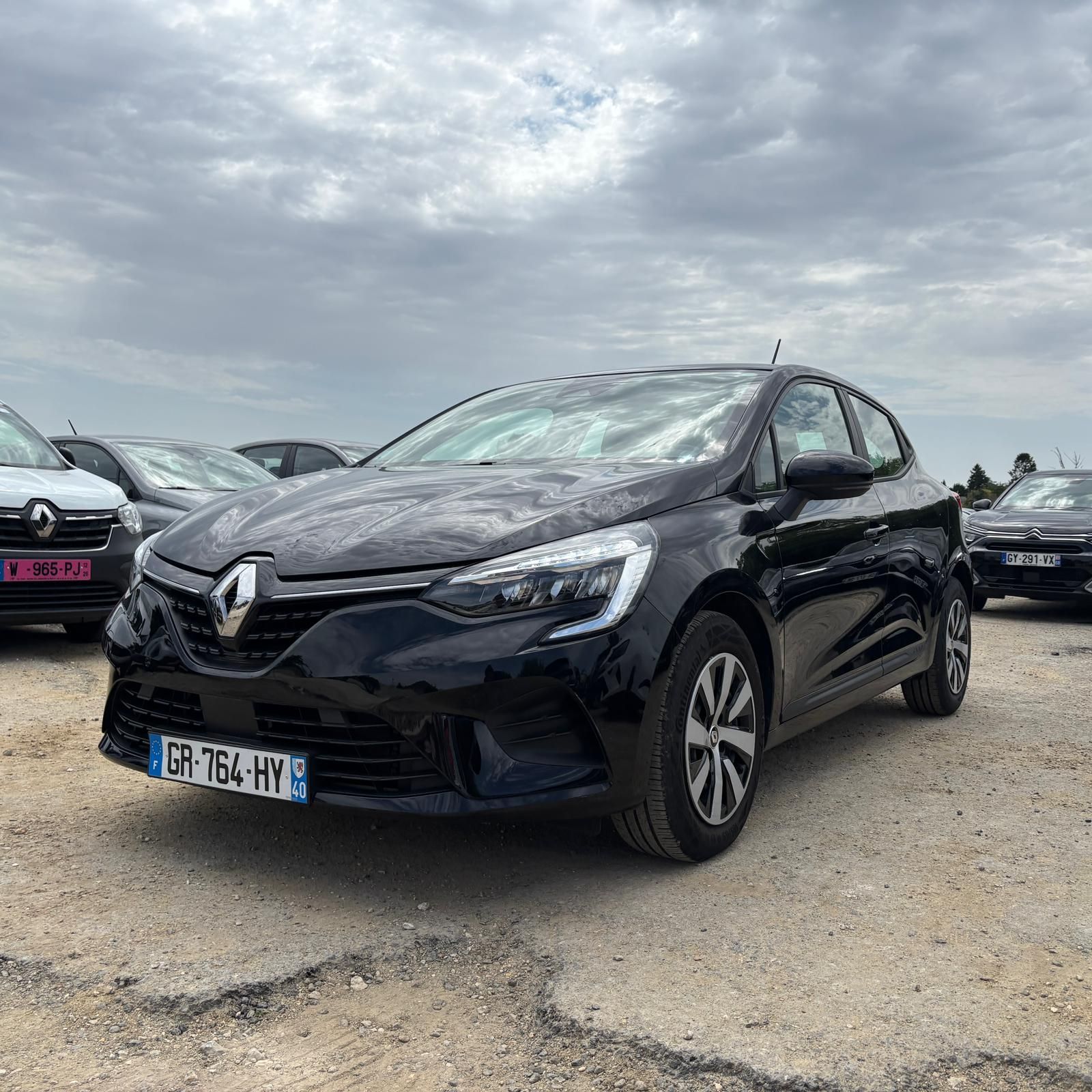 RENAULT CLIO V 1.0 TCe 90 Equilibre – 5P occasion - Leader export auto Algérie, licence moudjahidine, CCR (Vue 1) - DJCAR