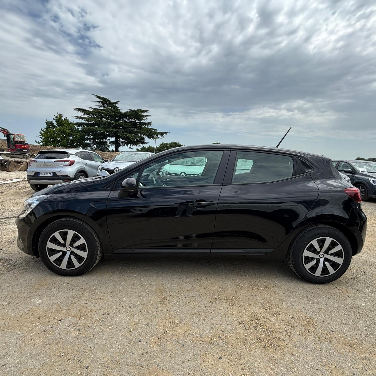RENAULT CLIO V 1.0 TCe 90 Equilibre – 5P occasion - Leader export auto Algérie, licence moudjahidine, CCR (Vue 2) - DJCAR