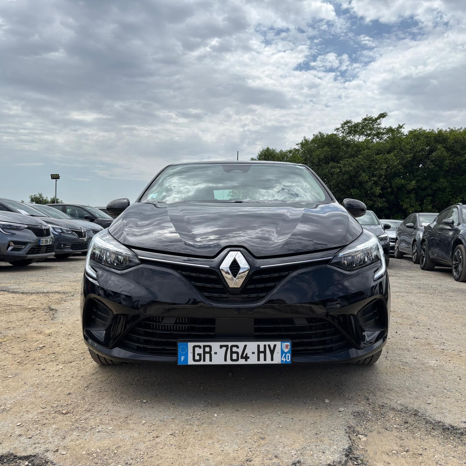 RENAULT CLIO V 1.0 TCe 90 Equilibre – 5P occasion - Leader export auto Algérie, licence moudjahidine, CCR (Vue 5) - DJCAR