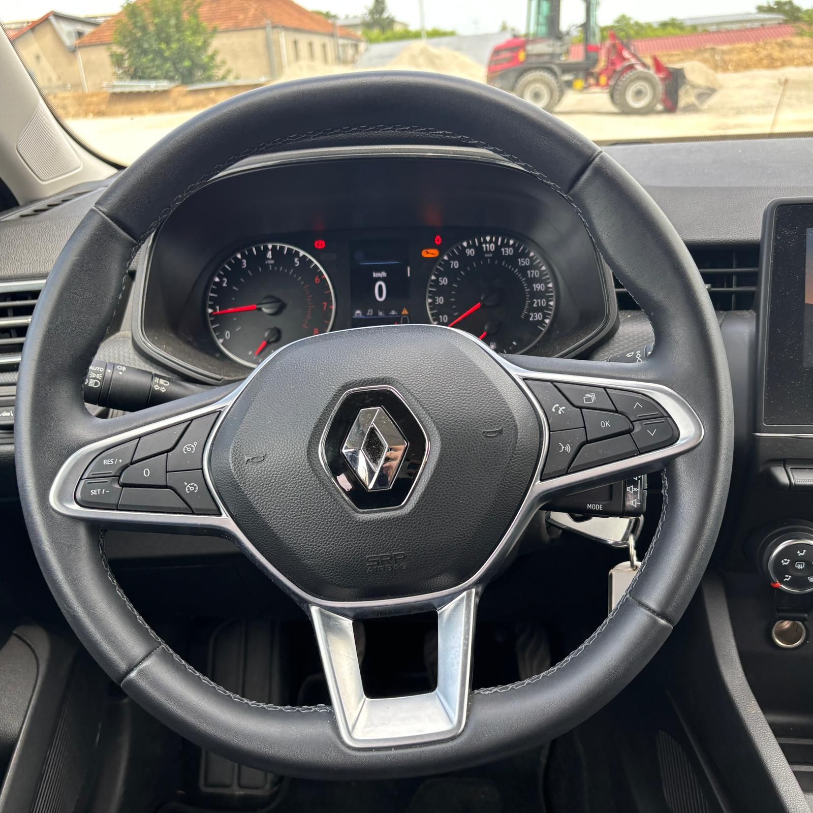 RENAULT CLIO V 1.0 TCe 90 Equilibre – 5P occasion - Leader export auto Algérie, licence moudjahidine, CCR (Vue 10) - DJCAR