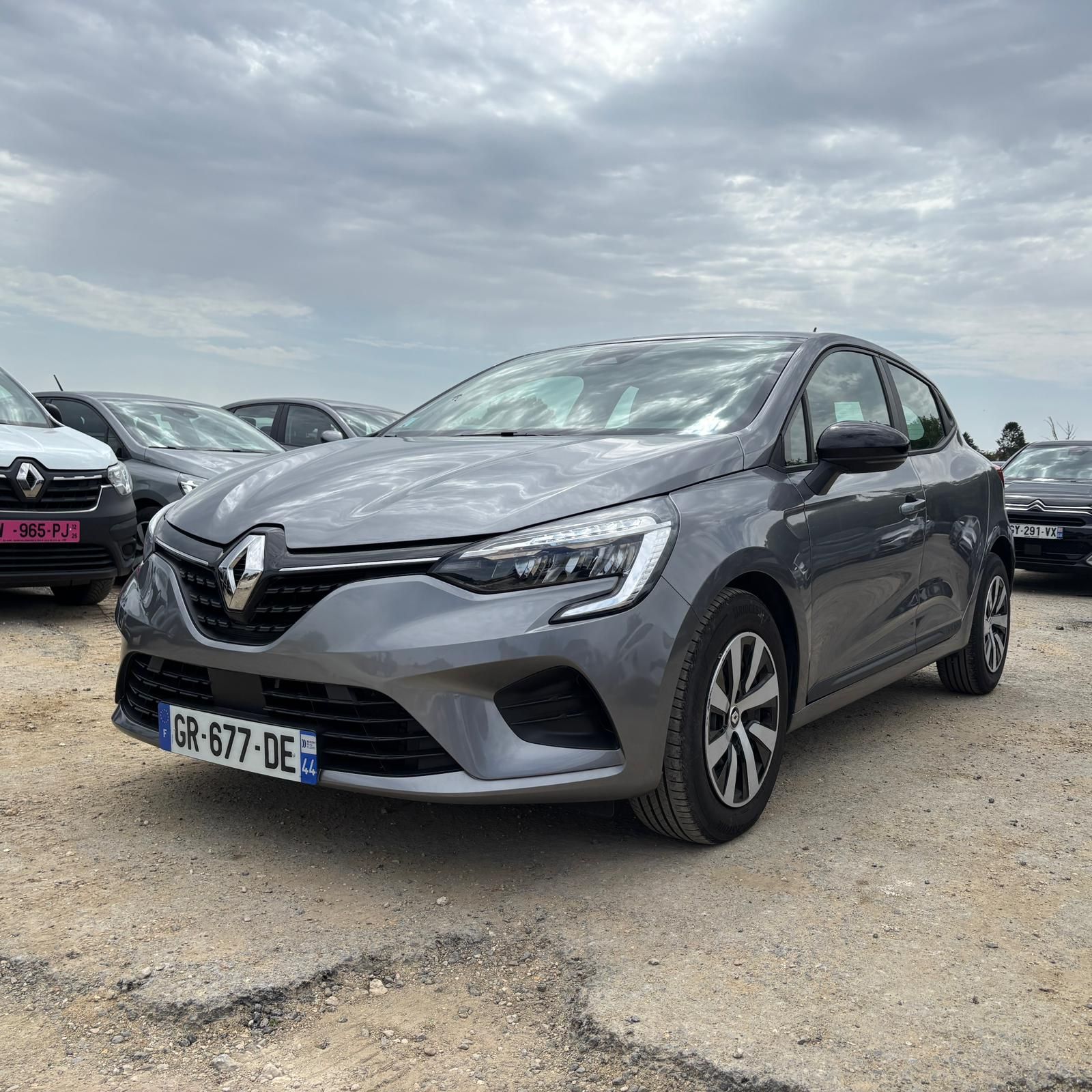 RENAULT CLIO V 1.0 Tce 90ch Phase 2 Techno – 5P occasion - Leader export auto Algérie, licence moudjahidine, CCR (Vue 1) - DJCAR
