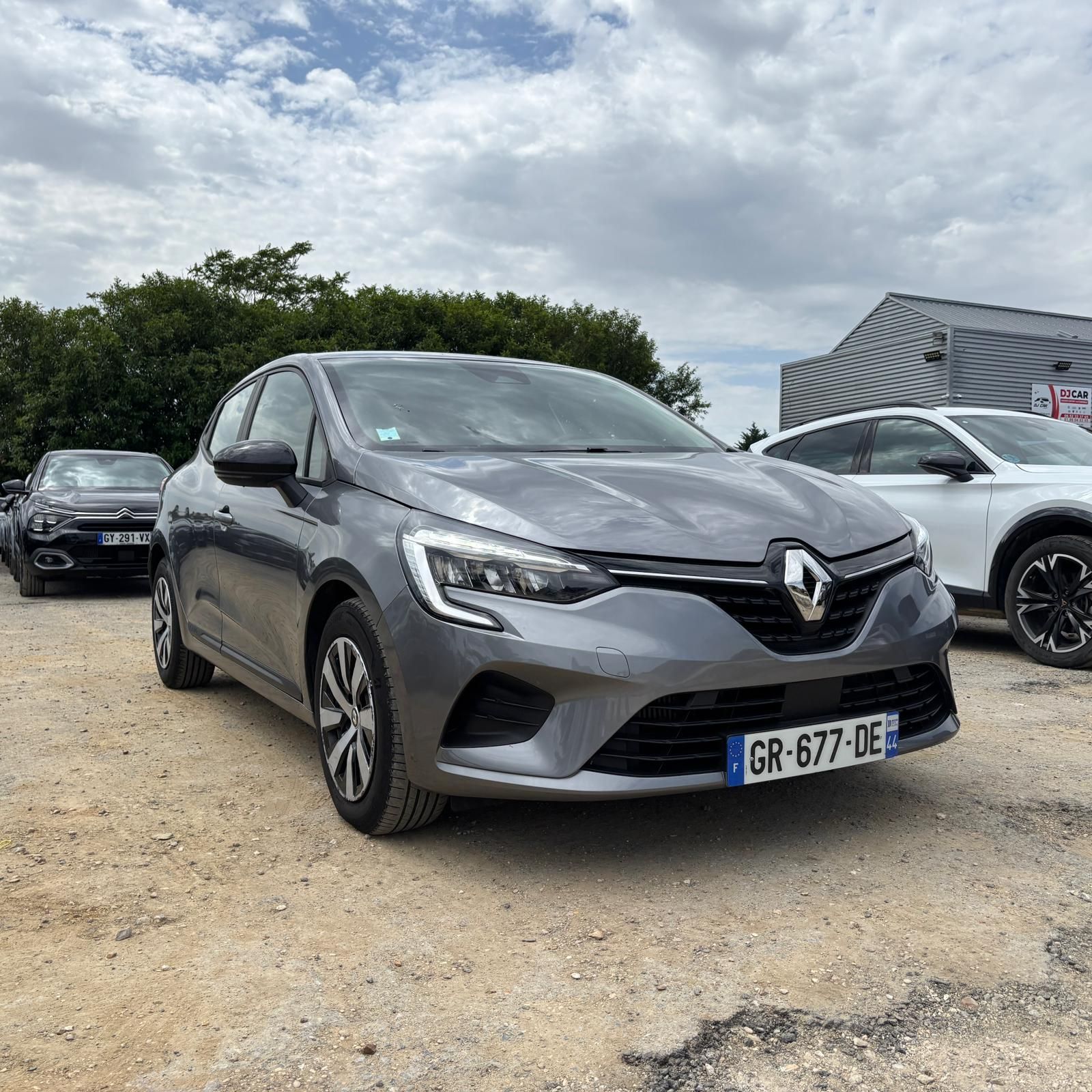 RENAULT CLIO V 1.0 Tce 90ch Phase 2 Techno – 5P occasion - Leader export auto Algérie, licence moudjahidine, CCR (Vue 8) - DJCAR