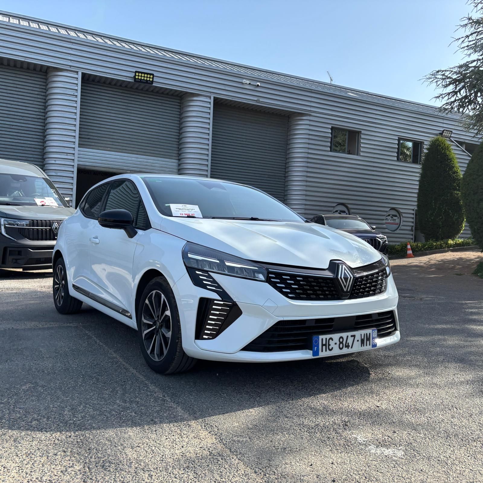 RENAULT CLIO V 1.0 Tce 90ch Phase 2 Techno – 5P occasion - Leader export auto Algérie, licence moudjahidine, CCR (Vue 10) - DJCAR