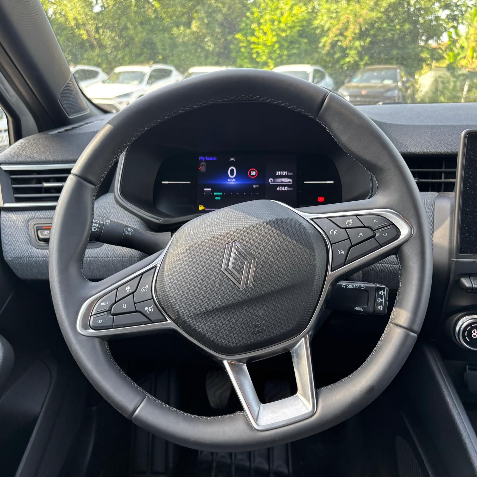 RENAULT CLIO V 1.0 Tce 90ch Phase 2 Techno – 5P occasion - Leader export auto Algérie, licence moudjahidine, CCR (Vue 12) - DJCAR