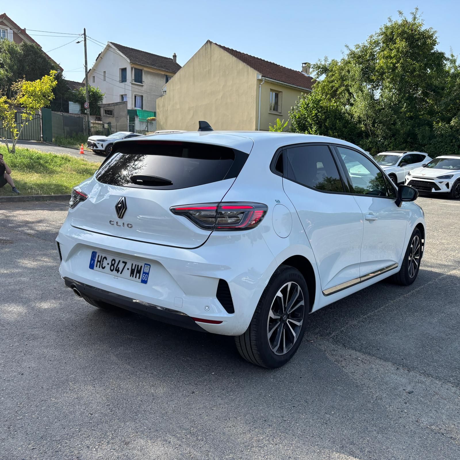 RENAULT CLIO V 1.0 Tce 90ch Phase 2 Techno – 5P occasion - Leader export auto Algérie, licence moudjahidine, CCR (Vue 14) - DJCAR