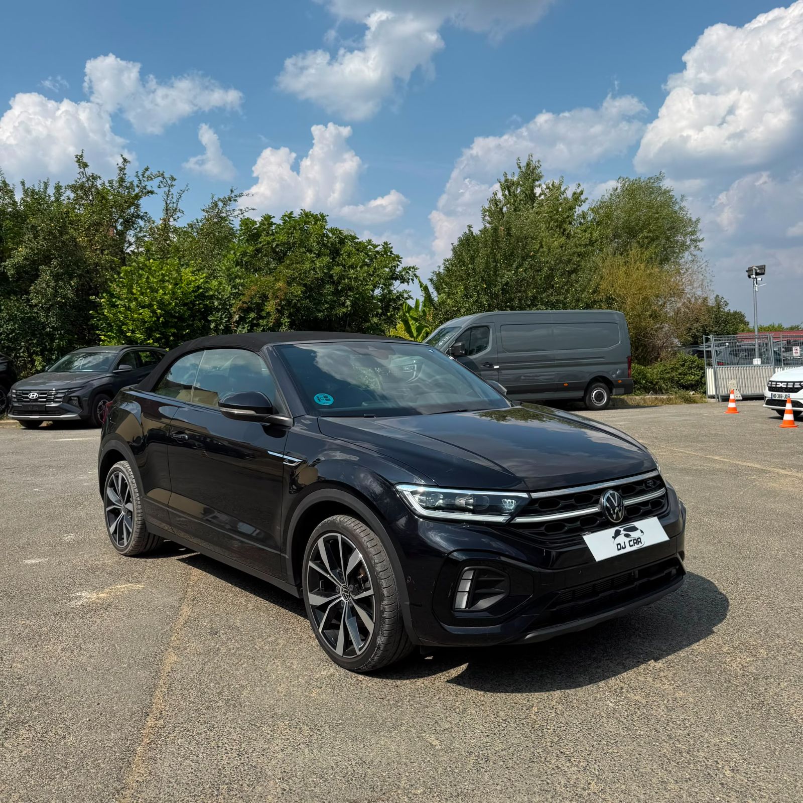 VOLKSWAGEN T-ROC Cabrio R-LINE 1.5 TSI 150Ch DSG7 occasion - Leader export auto Algérie, licence moudjahidine, CCR (Vue 1) - DJCAR