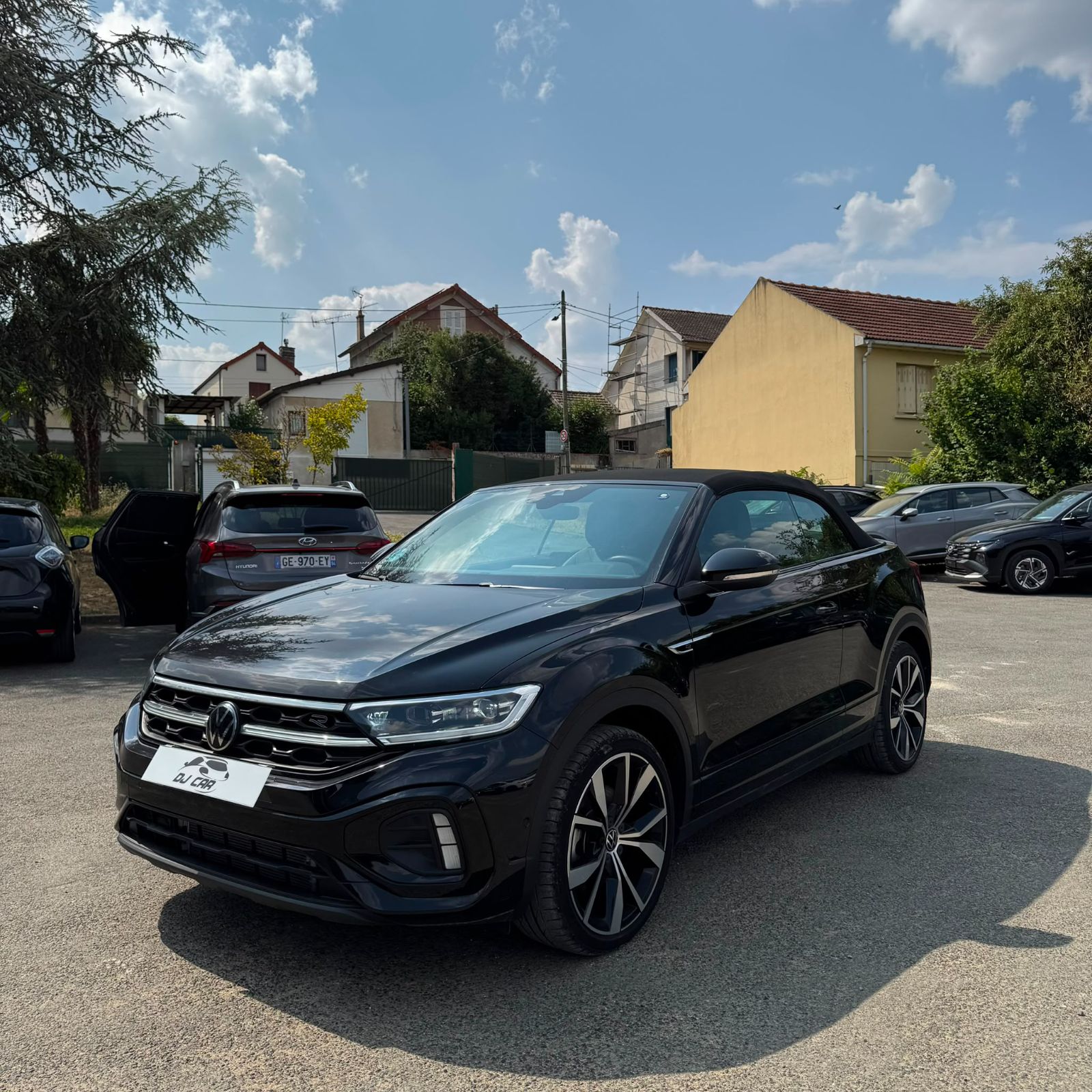 VOLKSWAGEN T-ROC Cabrio R-LINE 1.5 TSI 150Ch DSG7 occasion - Leader export auto Algérie, licence moudjahidine, CCR (Vue 2) - DJCAR