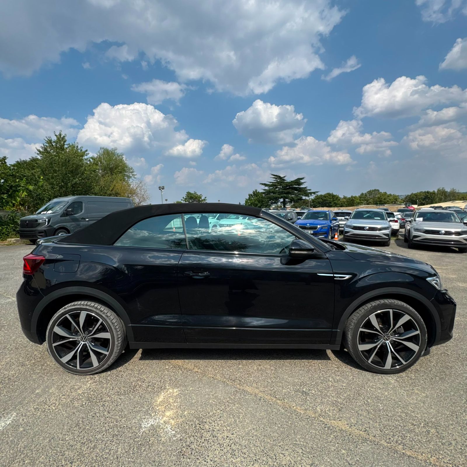 VOLKSWAGEN T-ROC Cabrio R-LINE 1.5 TSI 150Ch DSG7 occasion - Leader export auto Algérie, licence moudjahidine, CCR (Vue 5) - DJCAR