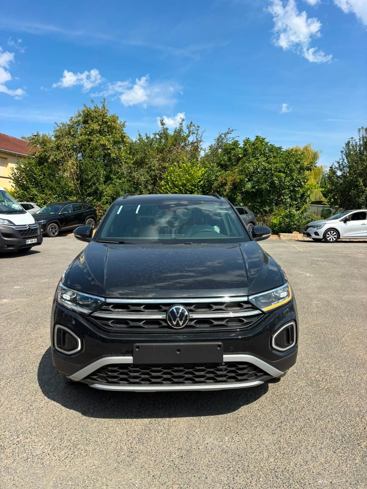 VOLKSWAGEN T ROC Style 1.5 TSI EVO2 150CH DSG7 occasion - Leader export auto Algérie, licence moudjahidine, CCR (Vue 2) - DJCAR