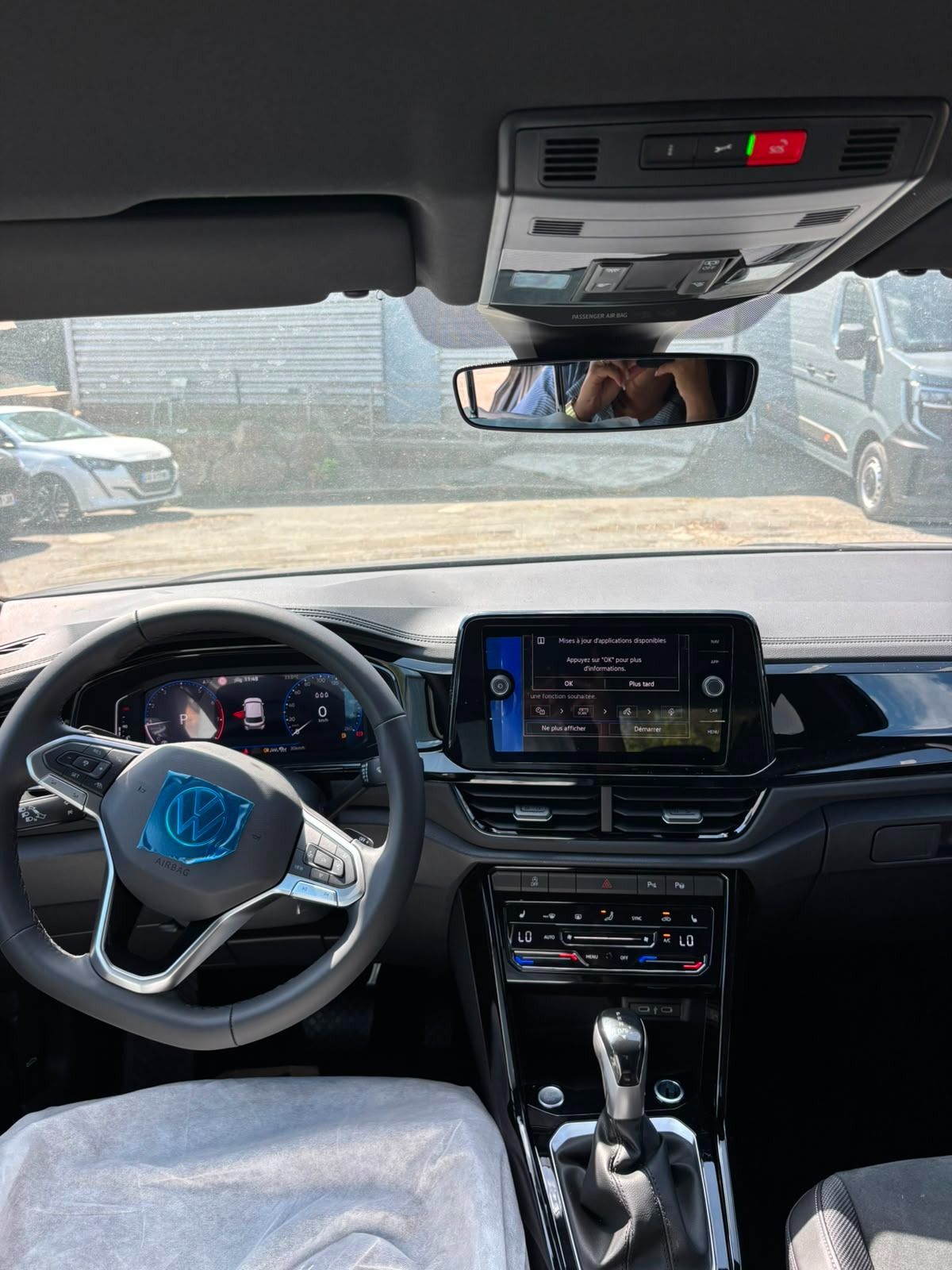 VOLKSWAGEN T ROC Style 1.5 TSI EVO2 150CH DSG7 occasion - Leader export auto Algérie, licence moudjahidine, CCR (Vue 15) - DJCAR