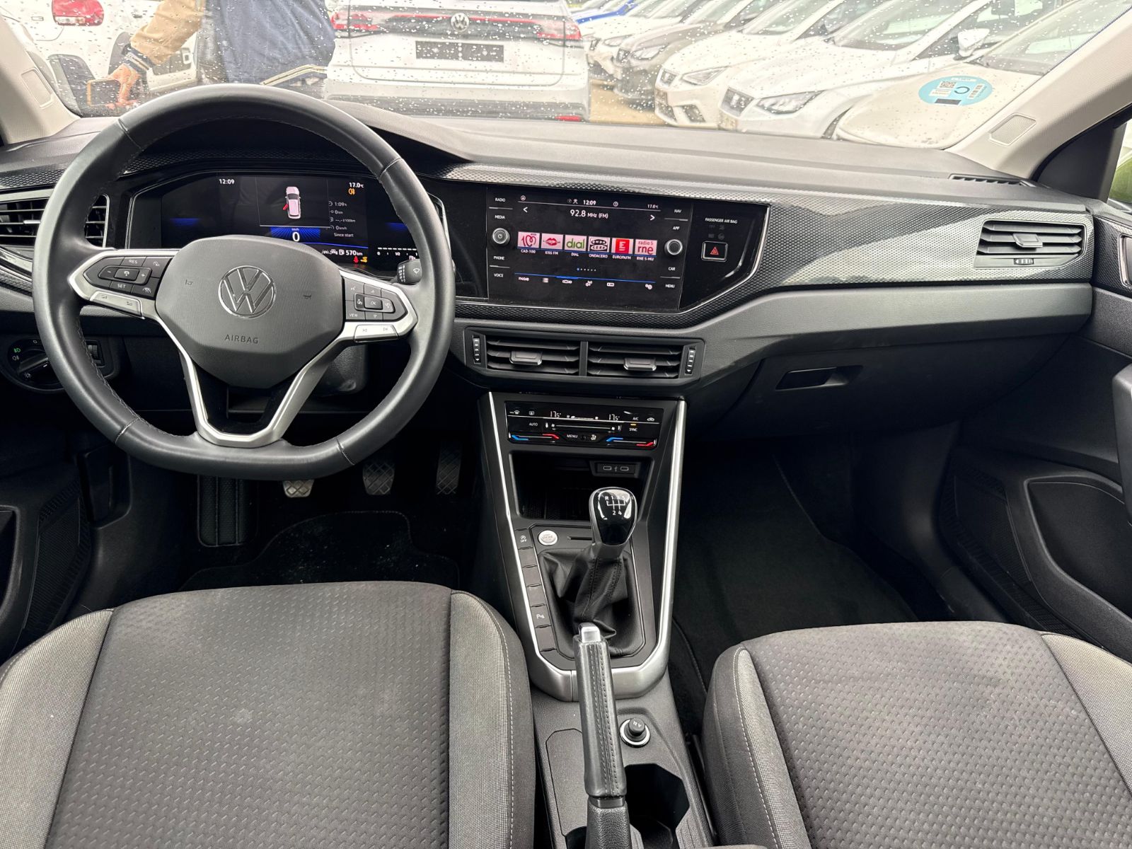 VOLKSWAGEN TAIGO 1.0 TSI 95 BVM6 EDITION – 5P occasion - Leader export auto Algérie, licence moudjahidine, CCR (Vue 8) - DJCAR