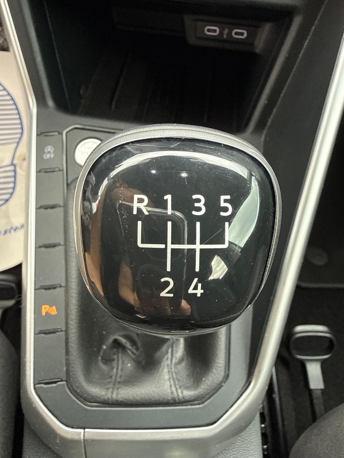 VOLKSWAGEN TAIGO 1.0 TSI 95 BVM6 EDITION – 5P occasion - Leader export auto Algérie, licence moudjahidine, CCR (Vue 12) - DJCAR