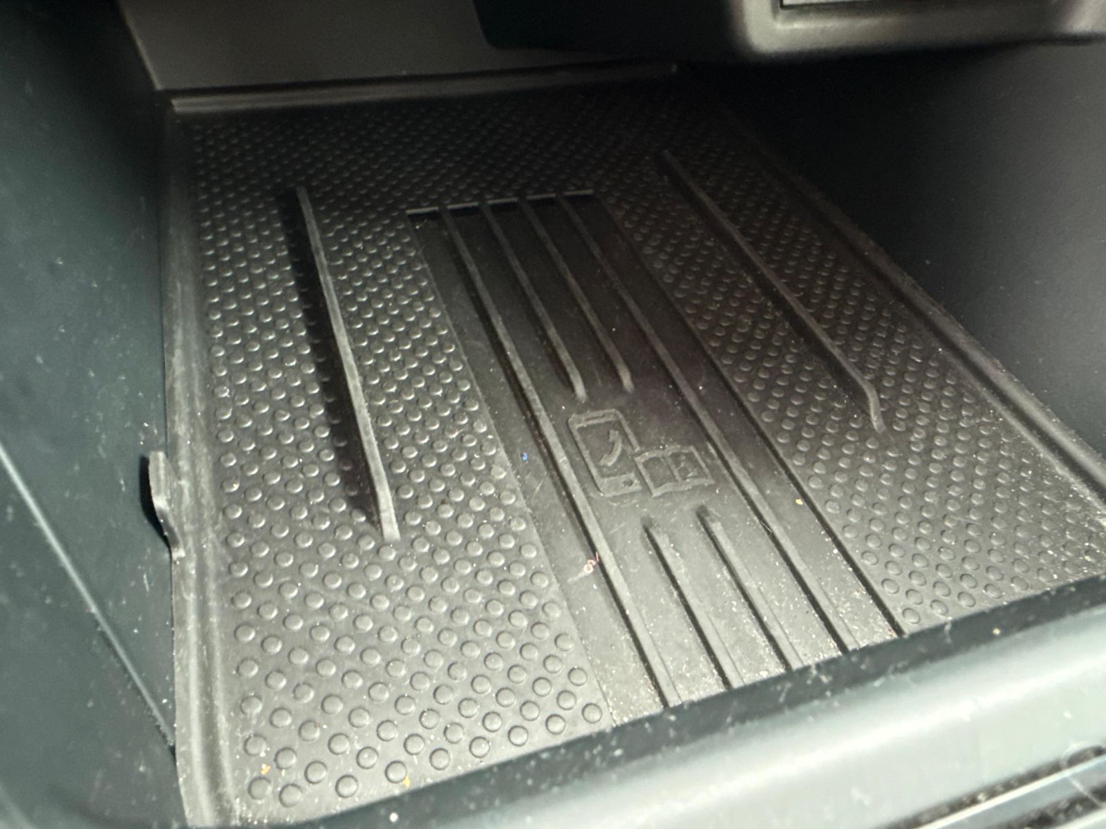 VOLKSWAGEN TAIGO 1.0 TSI 95 BVM6 EDITION – 5P occasion - Leader export auto Algérie, licence moudjahidine, CCR (Vue 14) - DJCAR