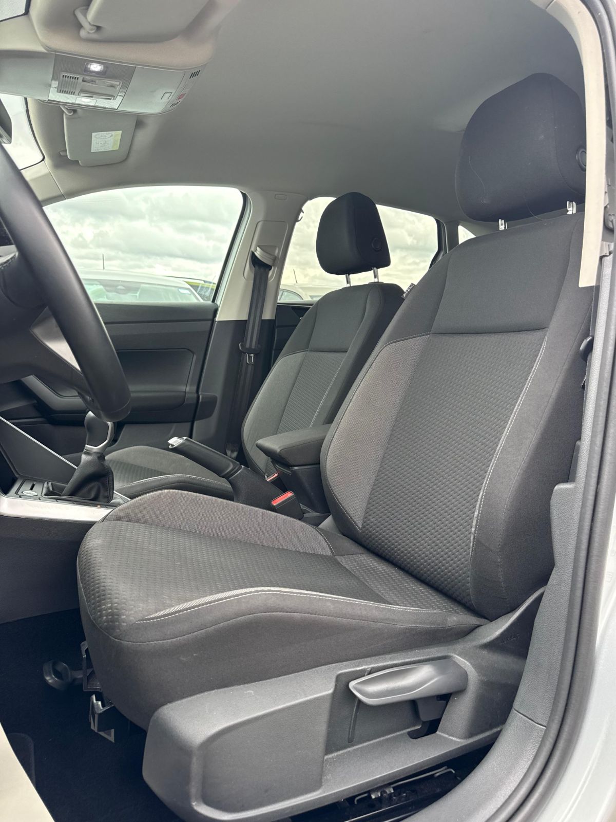 VOLKSWAGEN TAIGO 1.0 TSI 95 BVM6 EDITION – 5P occasion - Leader export auto Algérie, licence moudjahidine, CCR (Vue 16) - DJCAR
