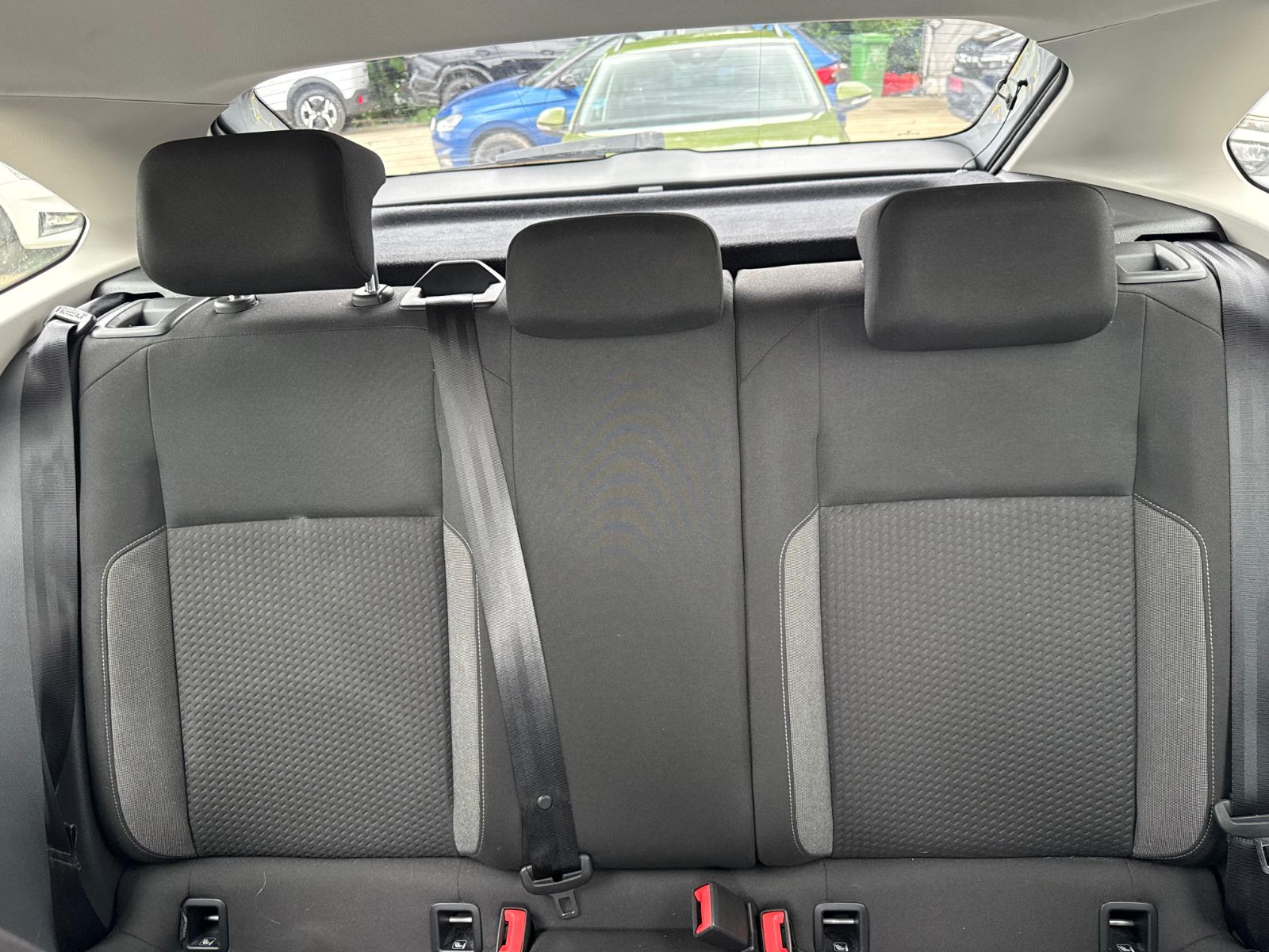 VOLKSWAGEN TAIGO 1.0 TSI 95 BVM6 EDITION – 5P occasion - Leader export auto Algérie, licence moudjahidine, CCR (Vue 17) - DJCAR