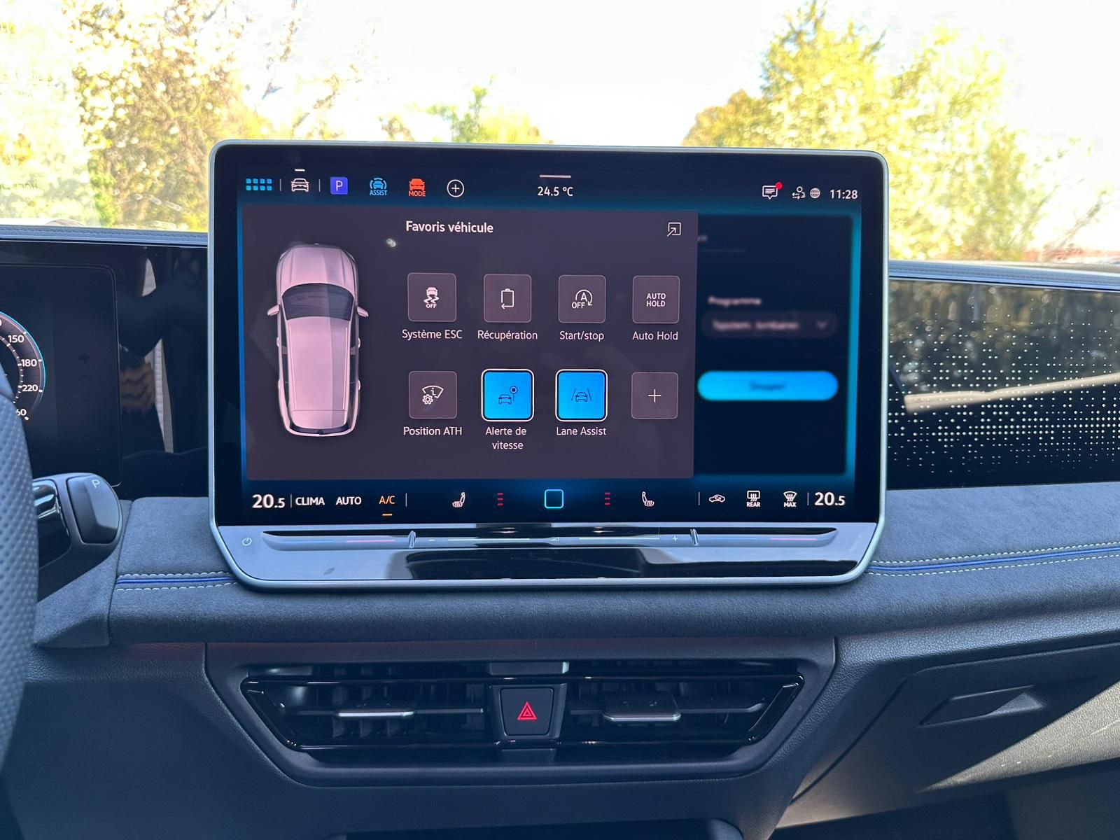 VOLKSWAGEN TIGUAN 1.5 eTSI 150CH DSG R-Line neuf - Leader export auto Algérie, licence moudjahidine, CCR (Vue 18) - DJCAR
