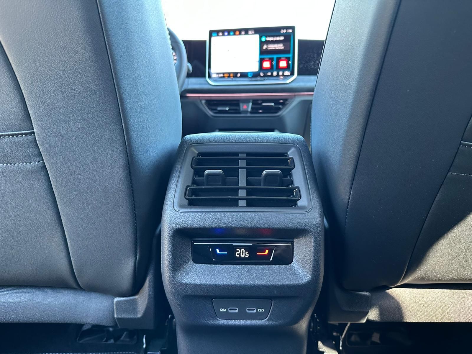 VOLKSWAGEN TIGUAN 1.5 eTSI 150CH DSG R-Line neuf - Leader export auto Algérie, licence moudjahidine, CCR (Vue 19) - DJCAR