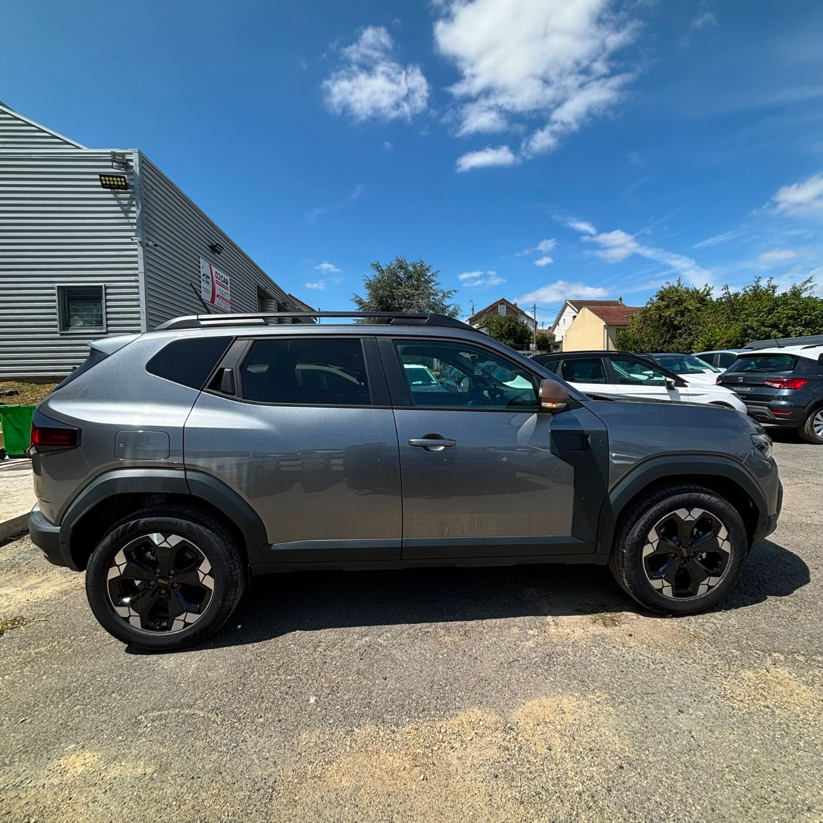 DACIA DUSTER New Extreme 1.3 Tce 150 Ch BVA PAR – ANG neuf - Leader export auto Algérie, licence moudjahidine, CCR (Vue 5) - DJCAR