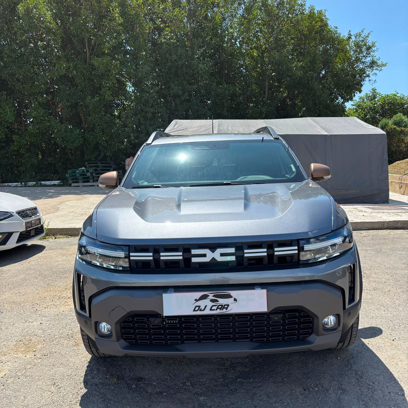 DACIA DUSTER New Extreme 1.3 Tce 150 Ch BVA PAR – ANG neuf - Leader export auto Algérie, licence moudjahidine, CCR (Vue 3) - DJCAR