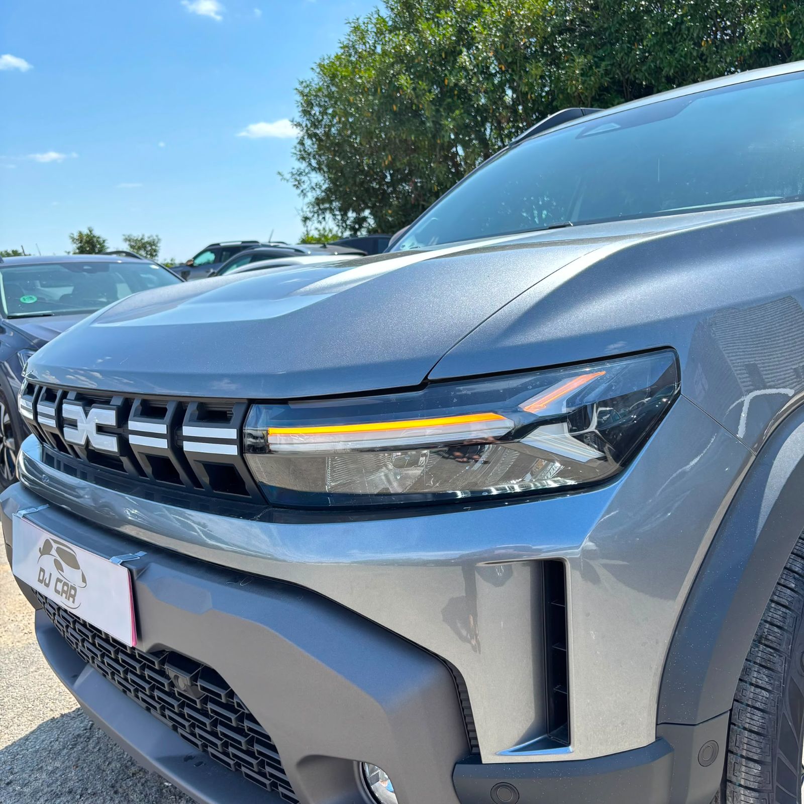 DACIA DUSTER New Extreme 1.3 Tce 150 Ch BVA PAR – ANG neuf - Leader export auto Algérie, licence moudjahidine, CCR (Vue 15) - DJCAR