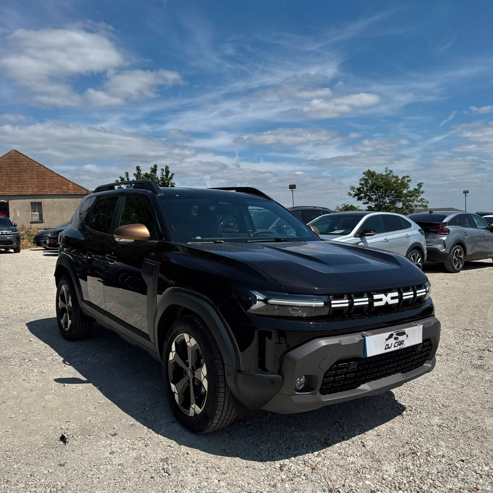 DACIA DUSTER New Extreme 1.3 Tce 150 Ch BVA PAR – ANG neuf - Leader export auto Algérie, licence moudjahidine, CCR (Vue 3) - DJCAR
