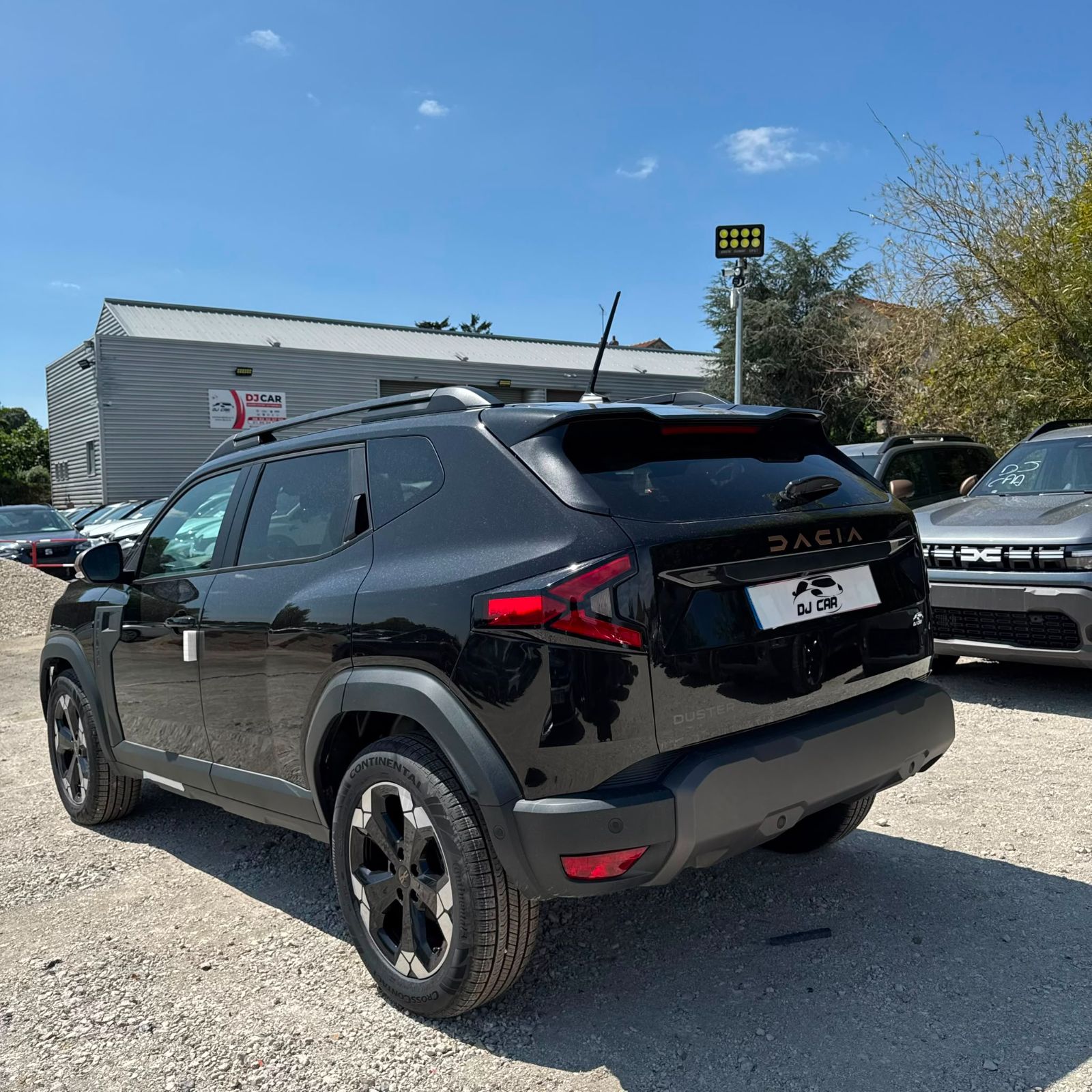 DACIA DUSTER New Extreme 1.3 Tce 150 Ch BVA PAR – ANG neuf - Leader export auto Algérie, licence moudjahidine, CCR (Vue 7) - DJCAR
