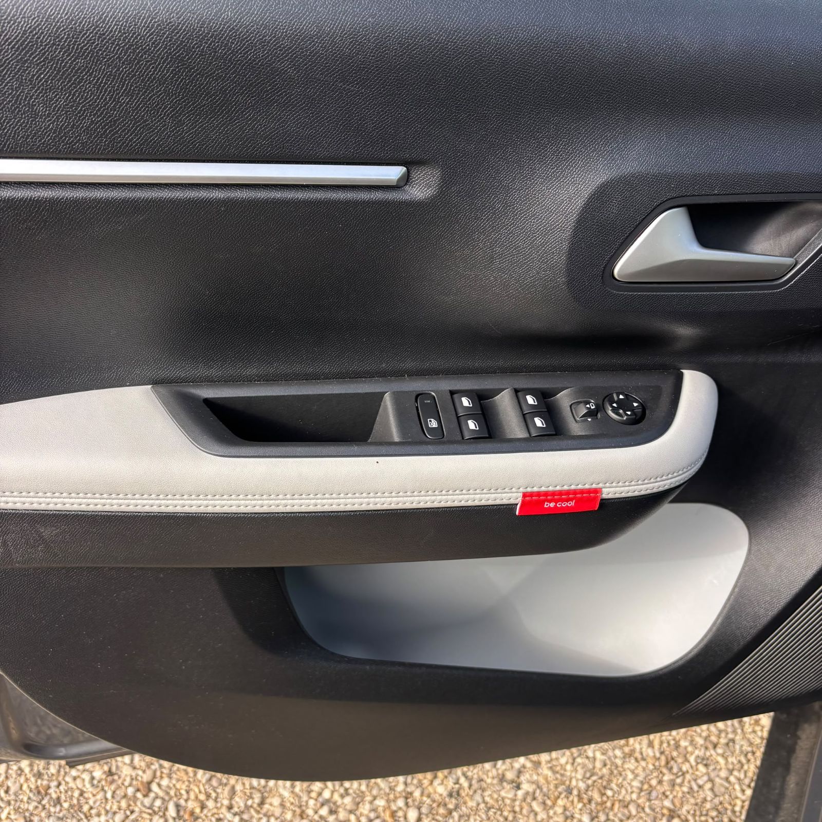 CITROEN C3 V5 Turbo 100 ch BVM6 Max 5P occasion - Leader export auto Algérie, licence moudjahidine, CCR (Vue 19) - DJCAR
