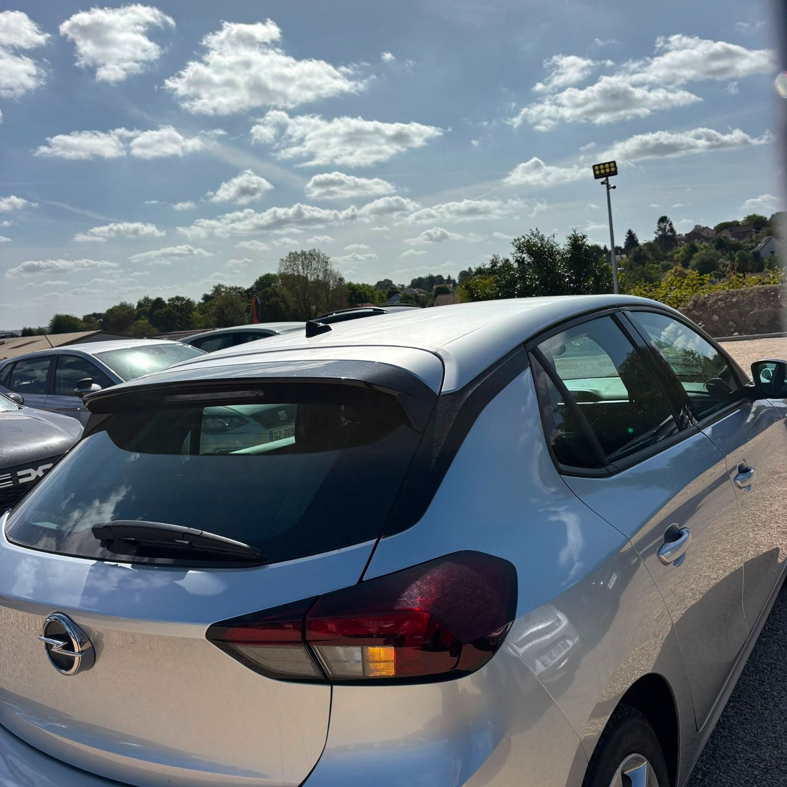 OPEL CORSA 1.2 PT 75CH BUSINESS ELEGANCE BVM5 occasion - Leader export auto Algérie, licence moudjahidine, CCR (Vue 20) - DJCAR