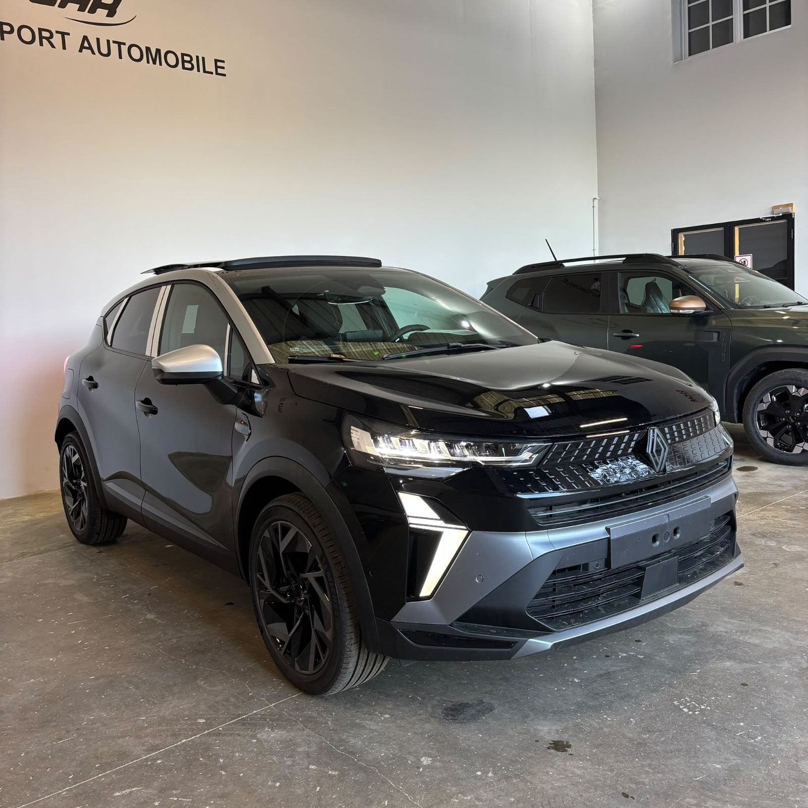 RENAULT CAPTUR ALPINE 1.3 Tce 155Ch BVA TOIT GRIS neuf - Leader export auto Algérie, licence moudjahidine, CCR (Vue 1) - DJCAR