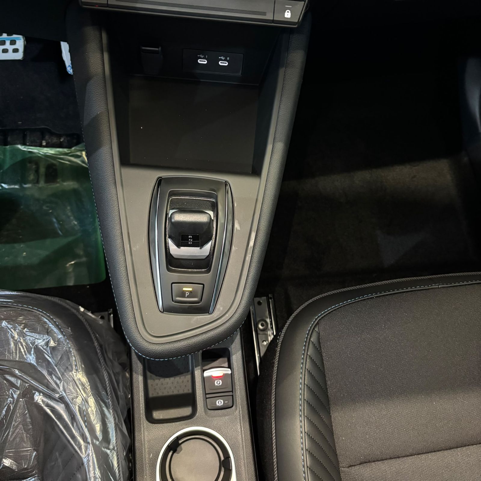 RENAULT CAPTUR ALPINE 1.3 Tce 155Ch BVA TOIT GRIS neuf - Leader export auto Algérie, licence moudjahidine, CCR (Vue 14) - DJCAR