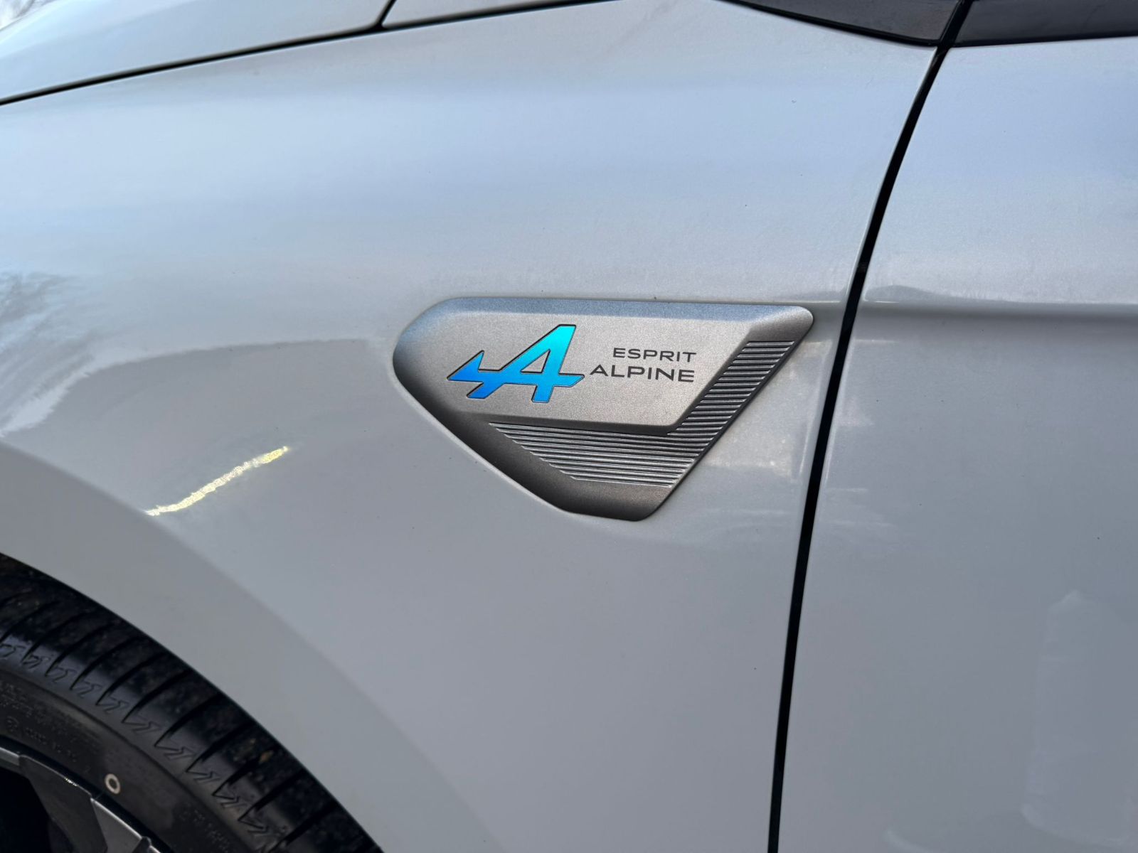 RENAULT CLIO V ESPRIT ALPINE 1.5 DCI 115CH BVM neuf - Leader export auto Algérie, licence moudjahidine, CCR (Vue 13) - DJCAR