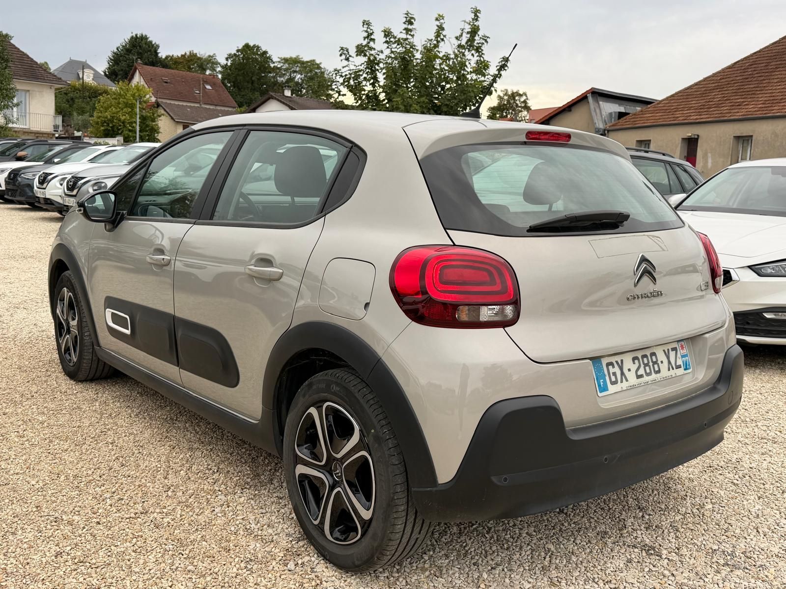 CITROEN C3 1.2 PureTech 83 S&S BVM5 Plus 5P occasion - Leader export auto Algérie, licence moudjahidine, CCR (Vue 4) - DJCAR