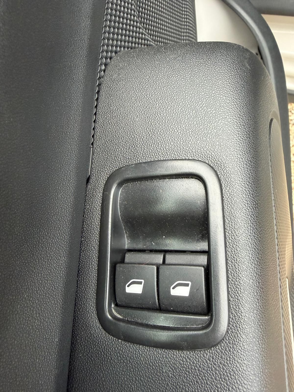 CITROEN C3 1.2 PureTech 83 S&S BVM5 Plus 5P occasion - Leader export auto Algérie, licence moudjahidine, CCR (Vue 14) - DJCAR